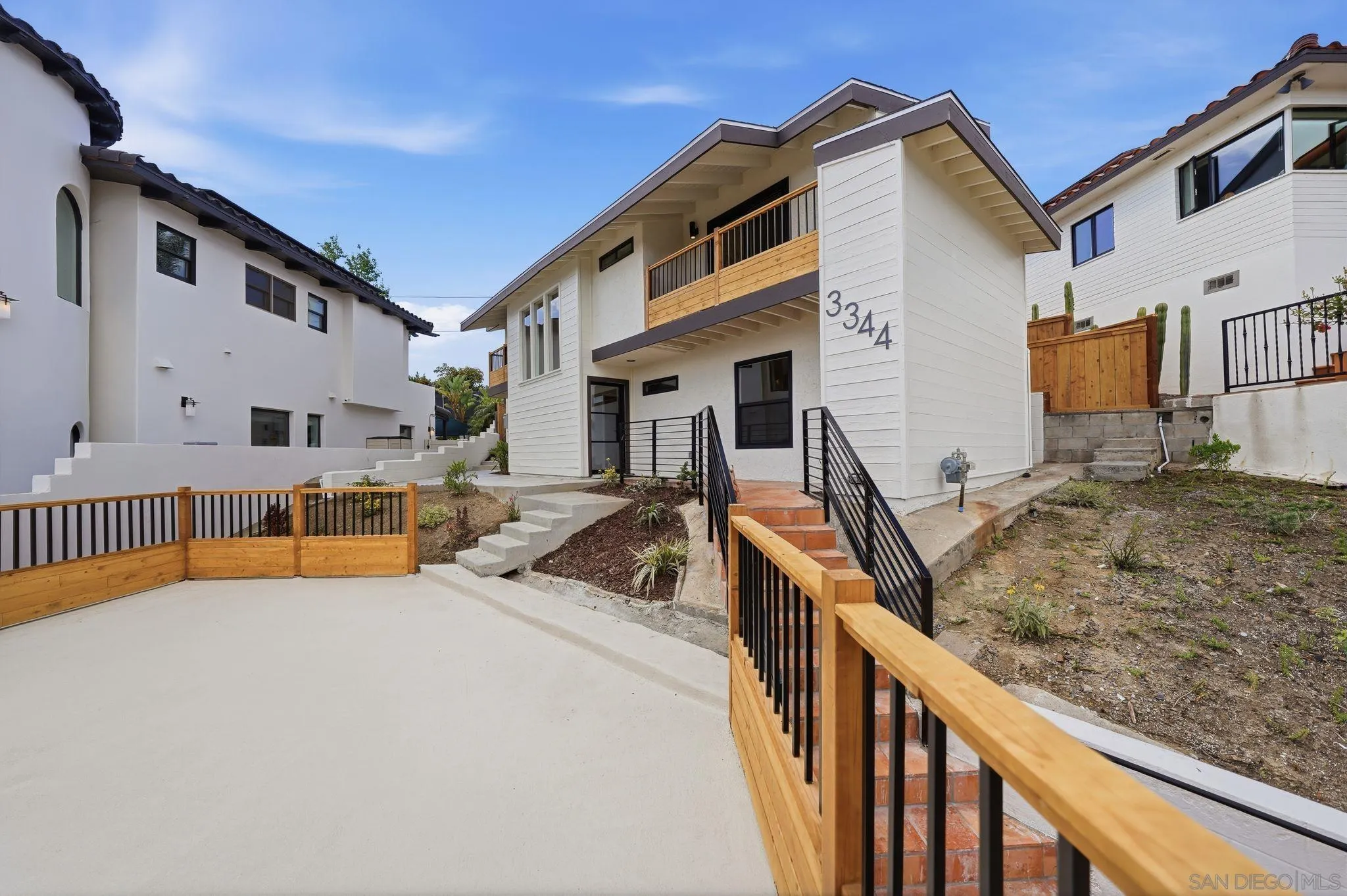 https://cdn.realtyfeed.com/cdn/127/260007747/7f1f250b2f825baac613983460bc4941.webp