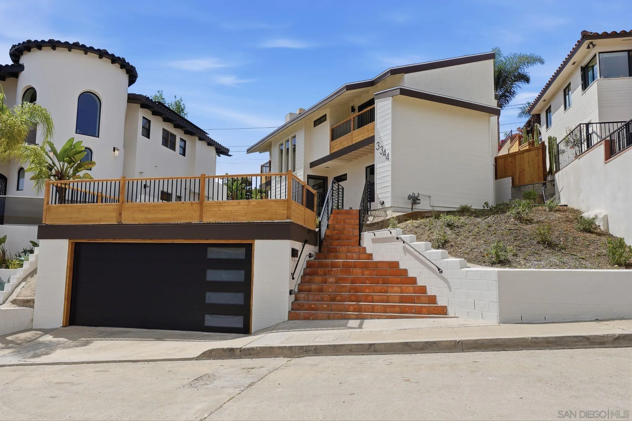 https://cdn.realtyfeed.com/cdn/127/260007747/ce4c9a6399fa008695118791b7483279.webp