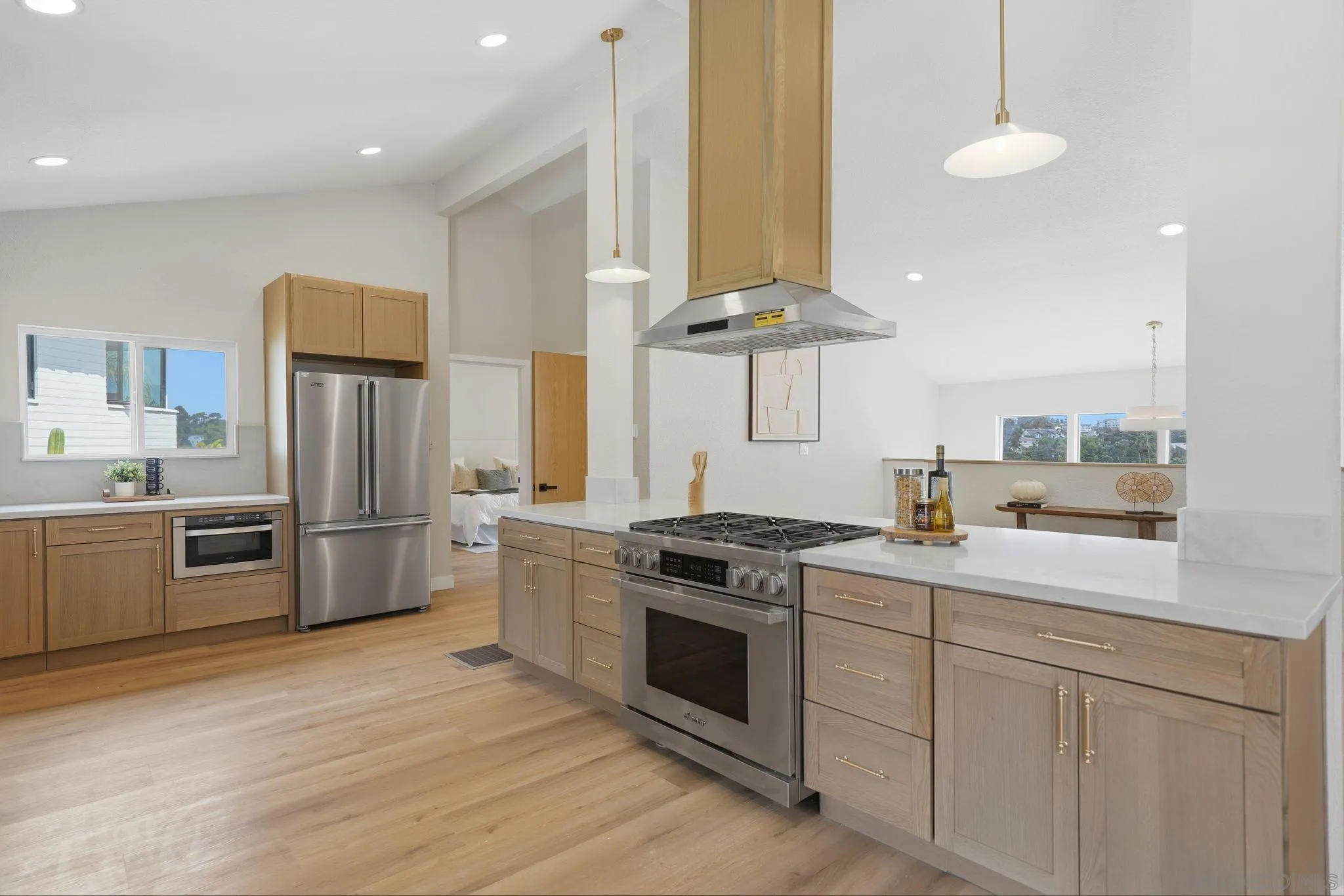 https://cdn.realtyfeed.com/cdn/127/260007747/f1c3e22a4a5db04503af33ae0a81e6e4.webp