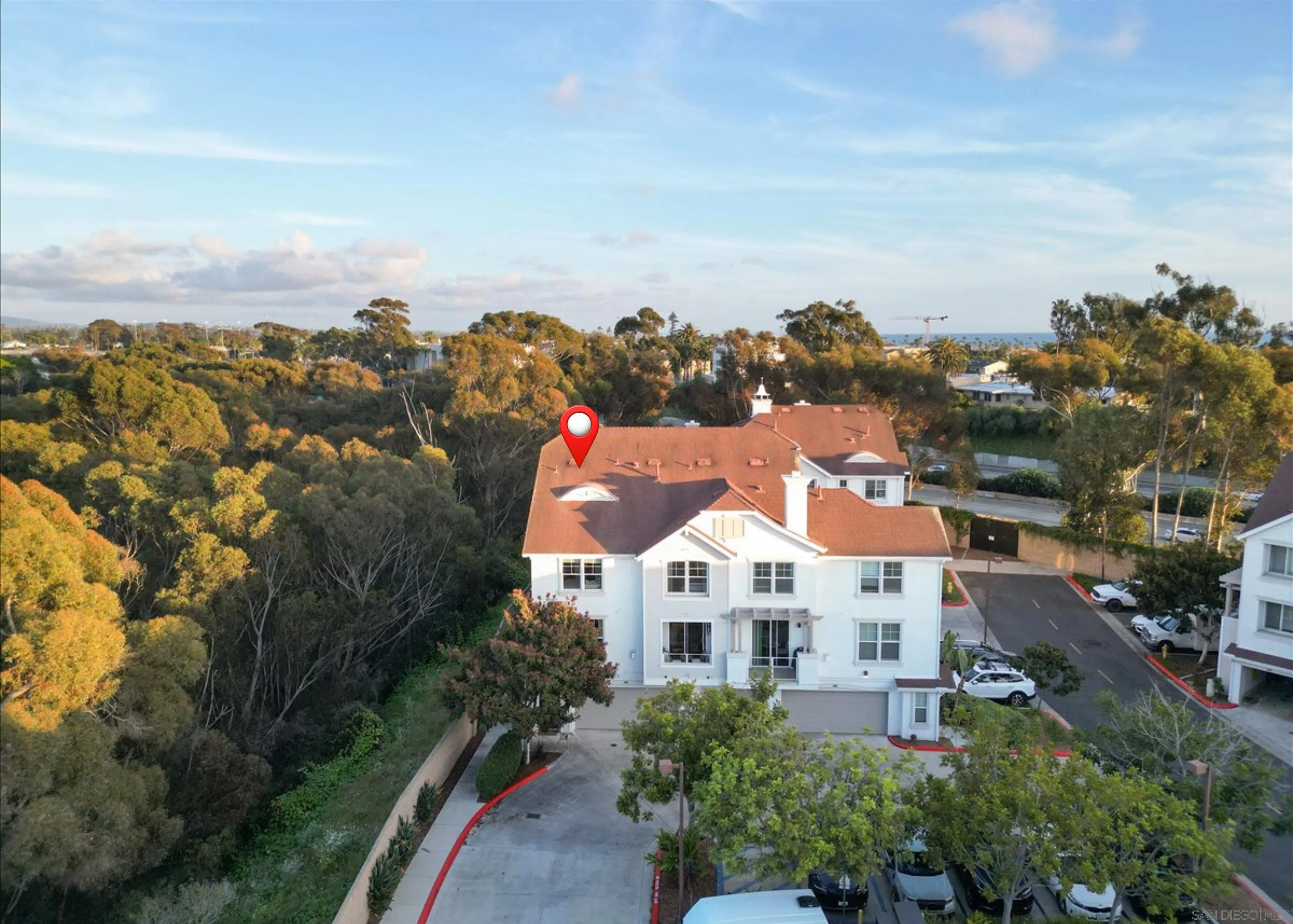 Photo #2: 260007750 Listing: Photo #2