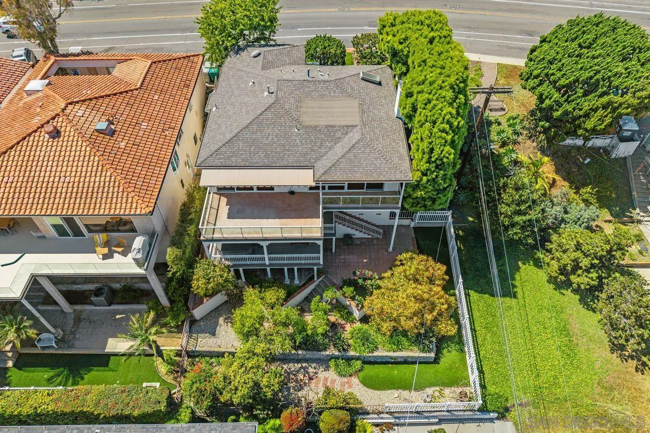 595 Rosecrans Street, San Diego, CA, 92106