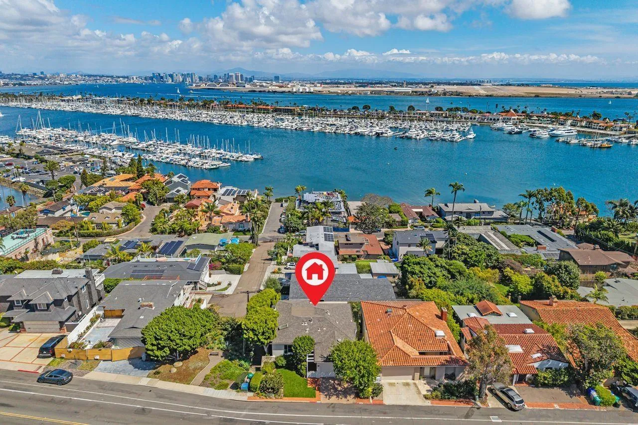 595 Rosecrans Street, San Diego, CA, 92106