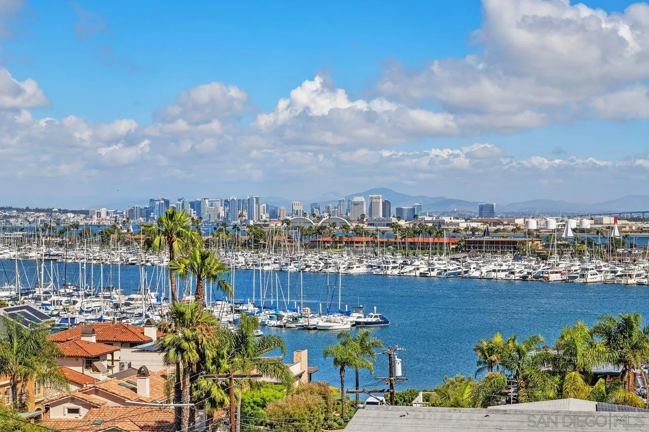 595 Rosecrans Street, San Diego, CA, 92106