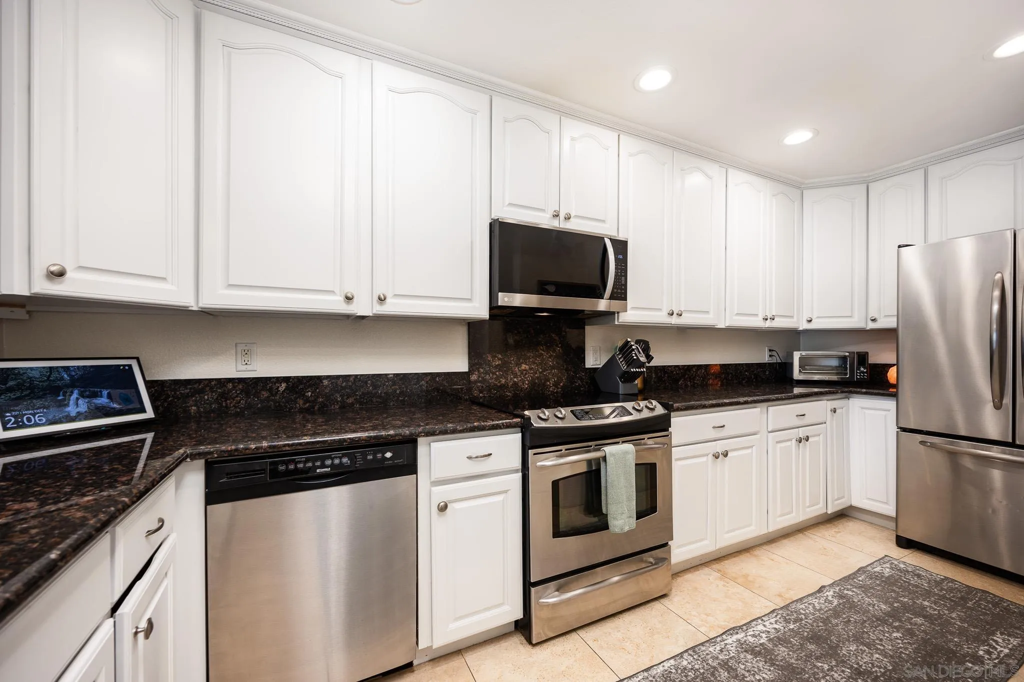 Photo #6: 260007755 Listing: Photo #6