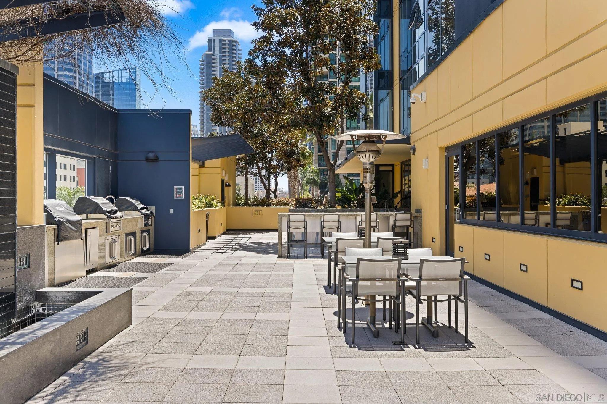 https://cdn.realtyfeed.com/cdn/127/260007756/515f55e421e605649bb757c8d279aa6e.webp