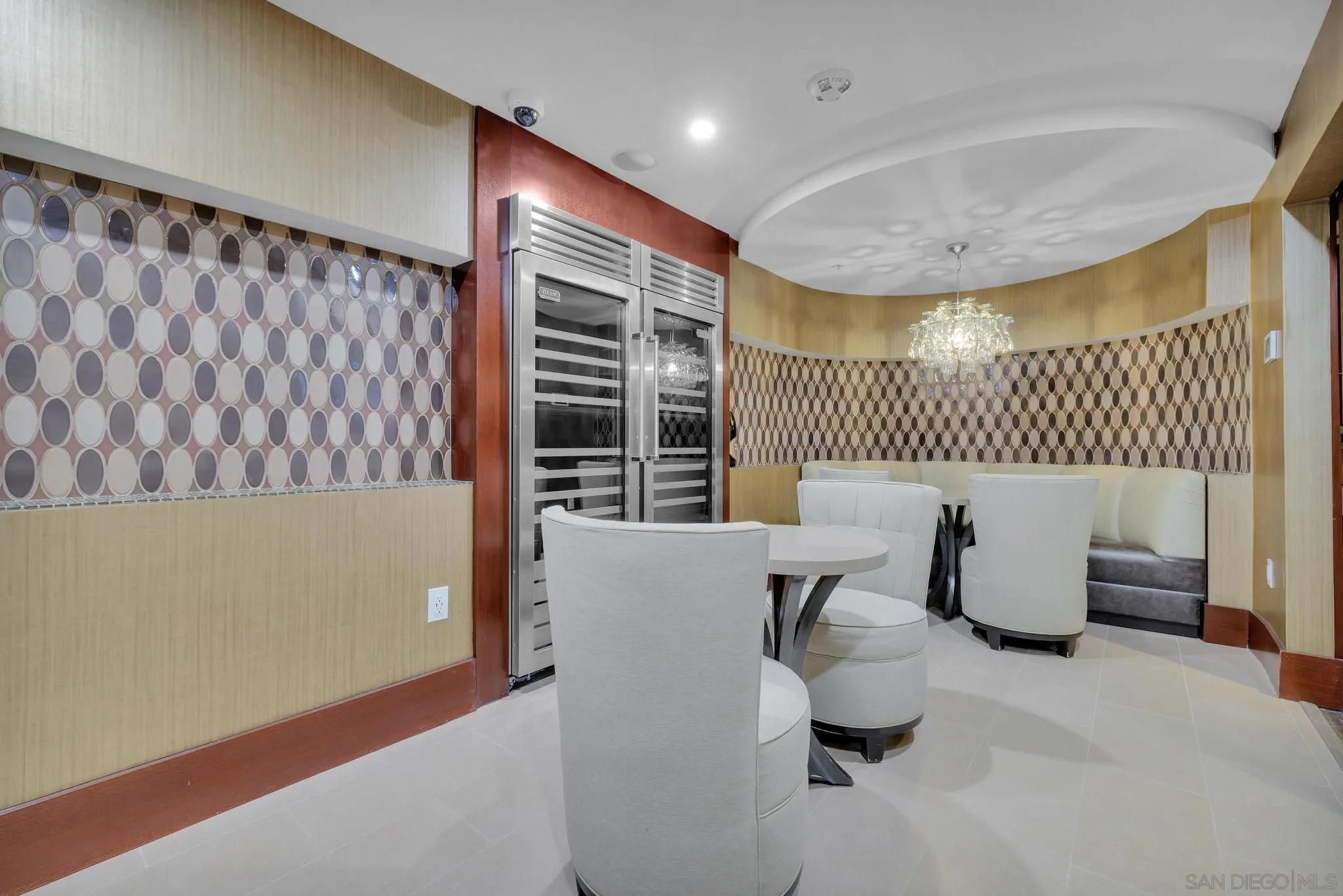 https://cdn.realtyfeed.com/cdn/127/260007756/70d8b27bb5bd526f266ab5bcc56a0764.webp