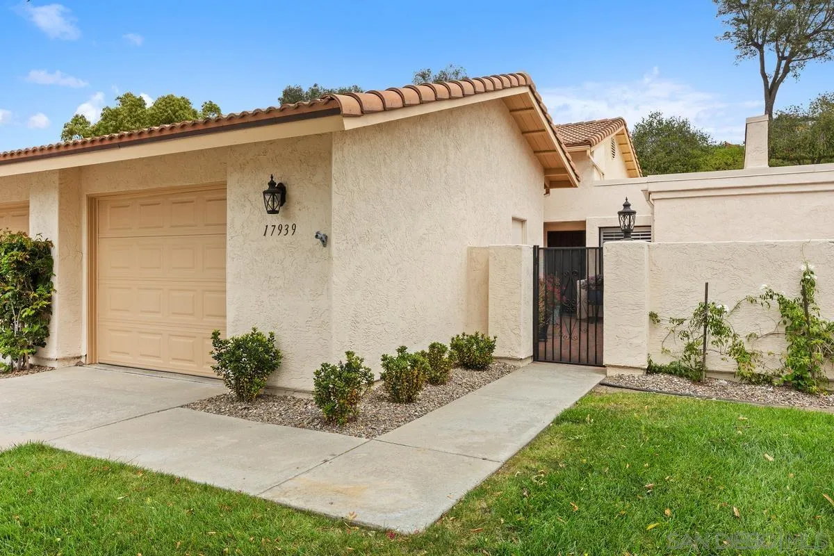 Photo #3: 260007758 Listing: Photo #3