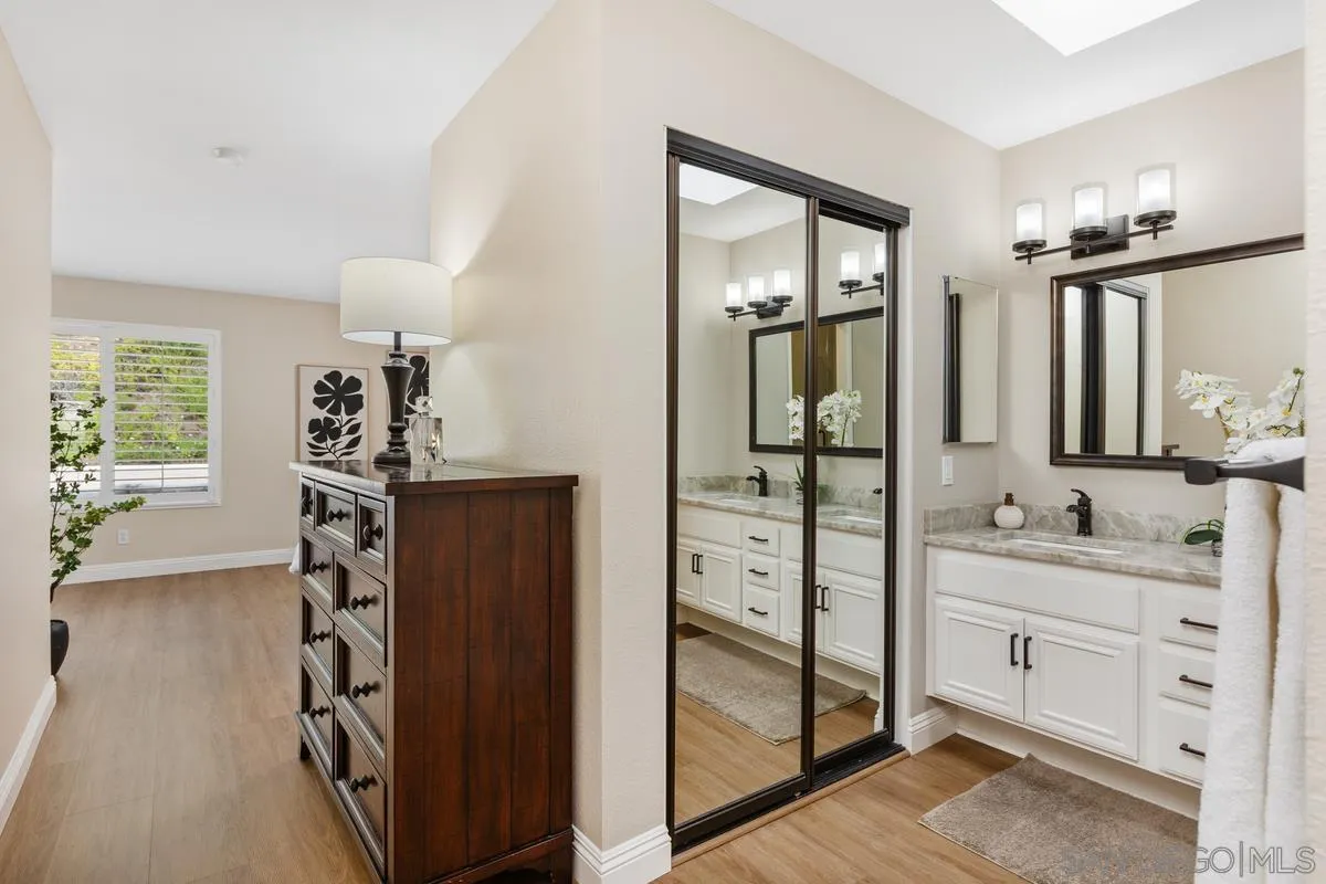 Photo #7: 260007758 Listing: Photo #7