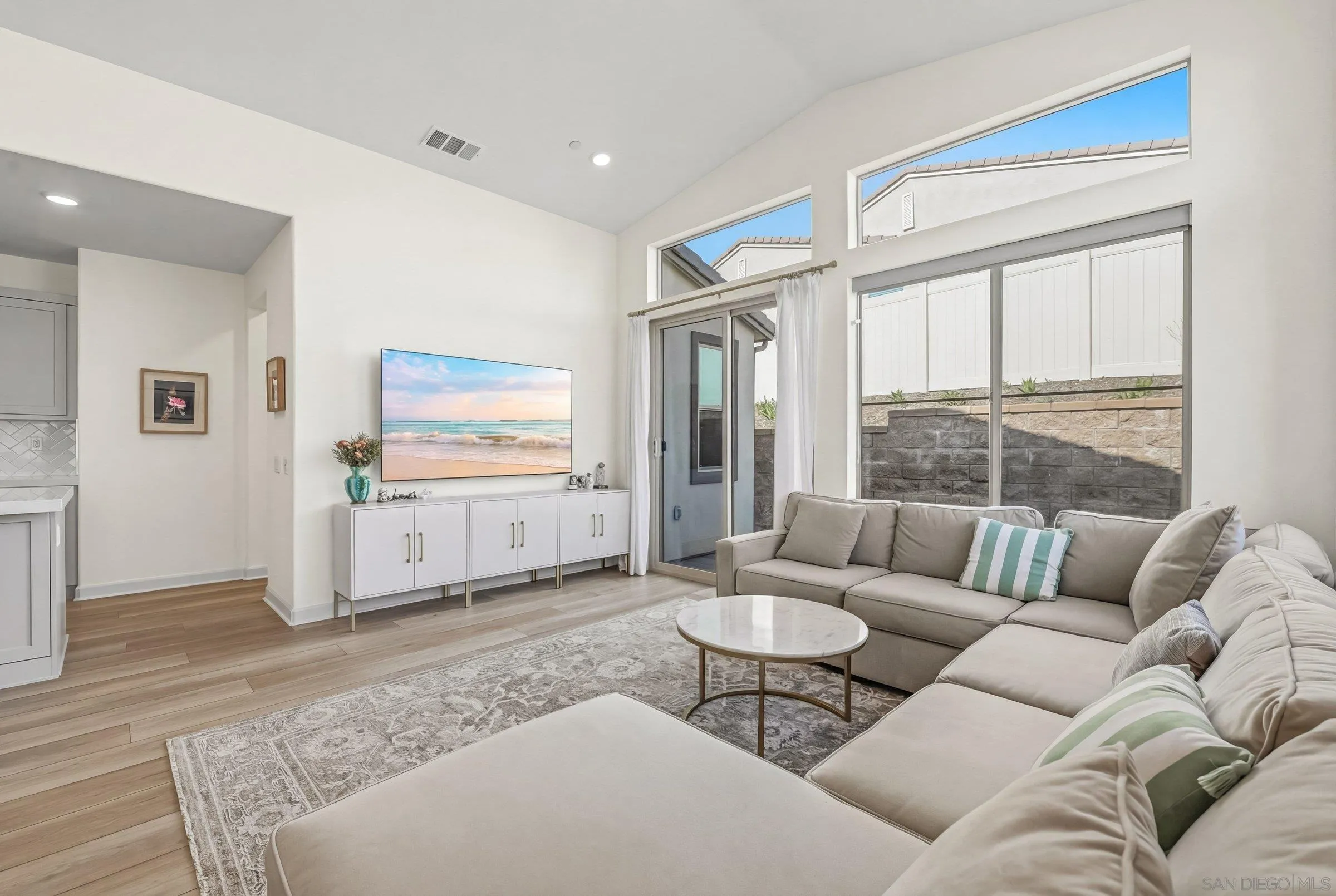 Photo #9: 260007759 Listing: Photo #9