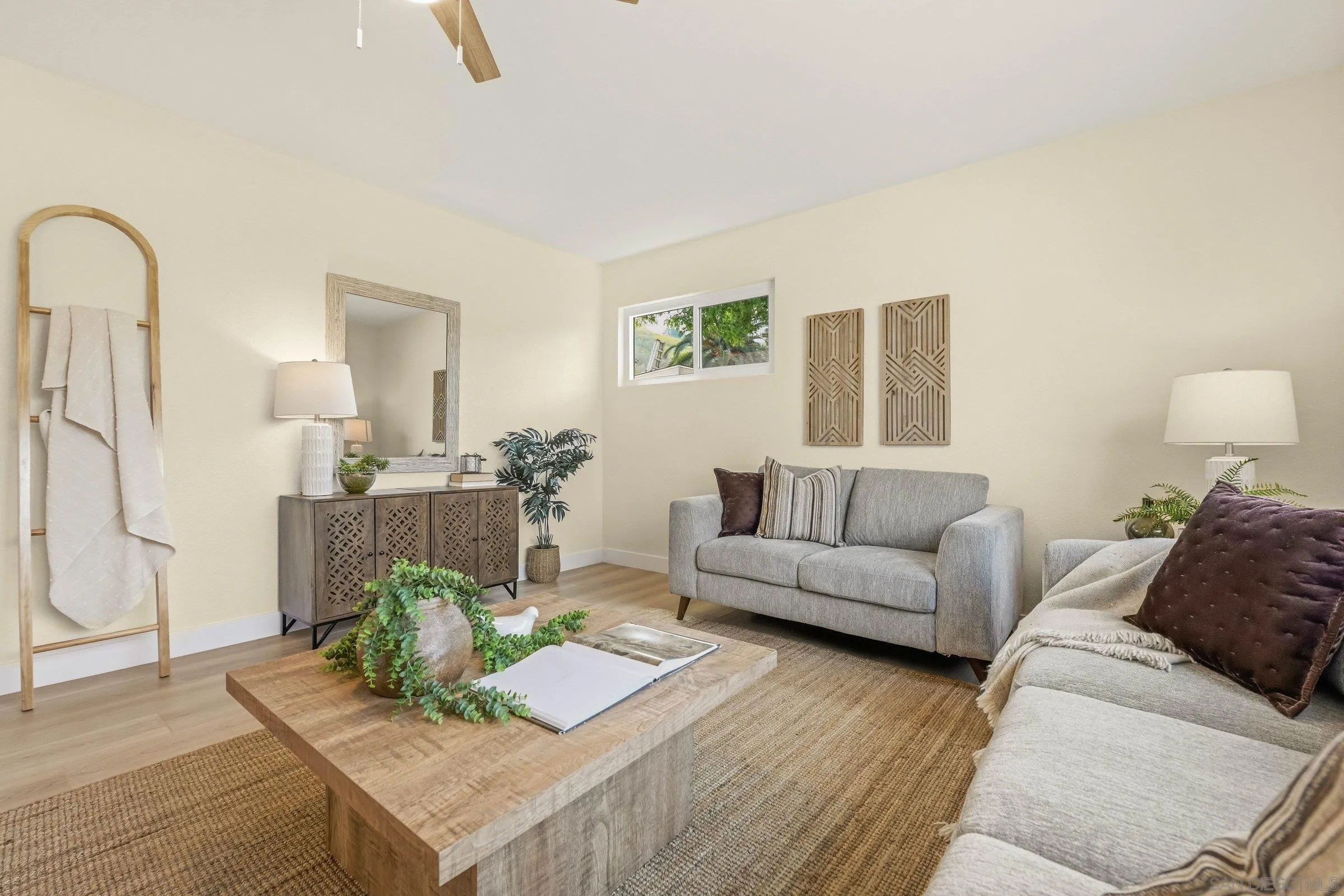 https://cdn.realtyfeed.com/cdn/127/260007766/32dd8699c2623070ada78fd8fa3480ed.webp