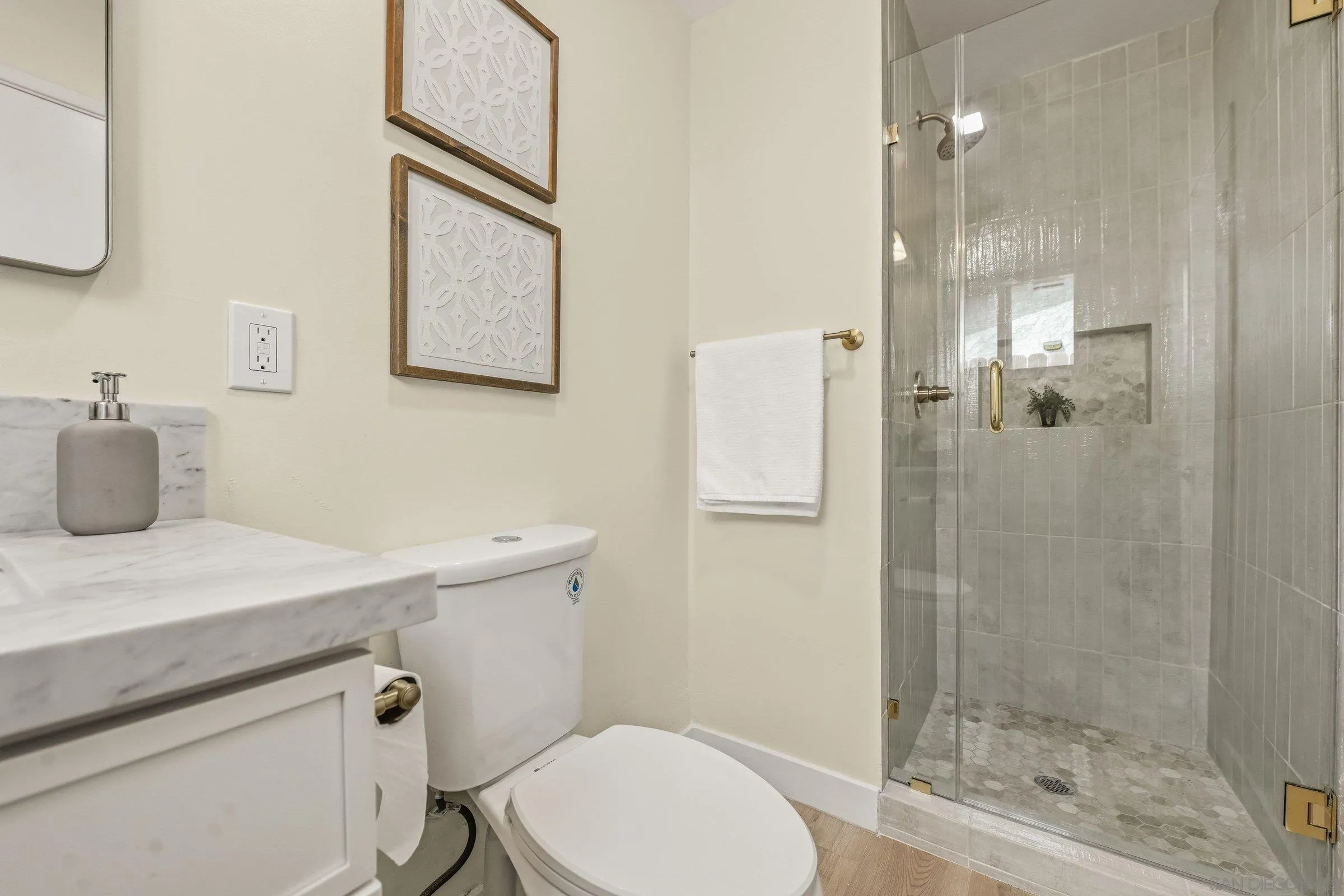 https://cdn.realtyfeed.com/cdn/127/260007766/69dd93f0f466dc8ca2836411ae31e5b1.webp