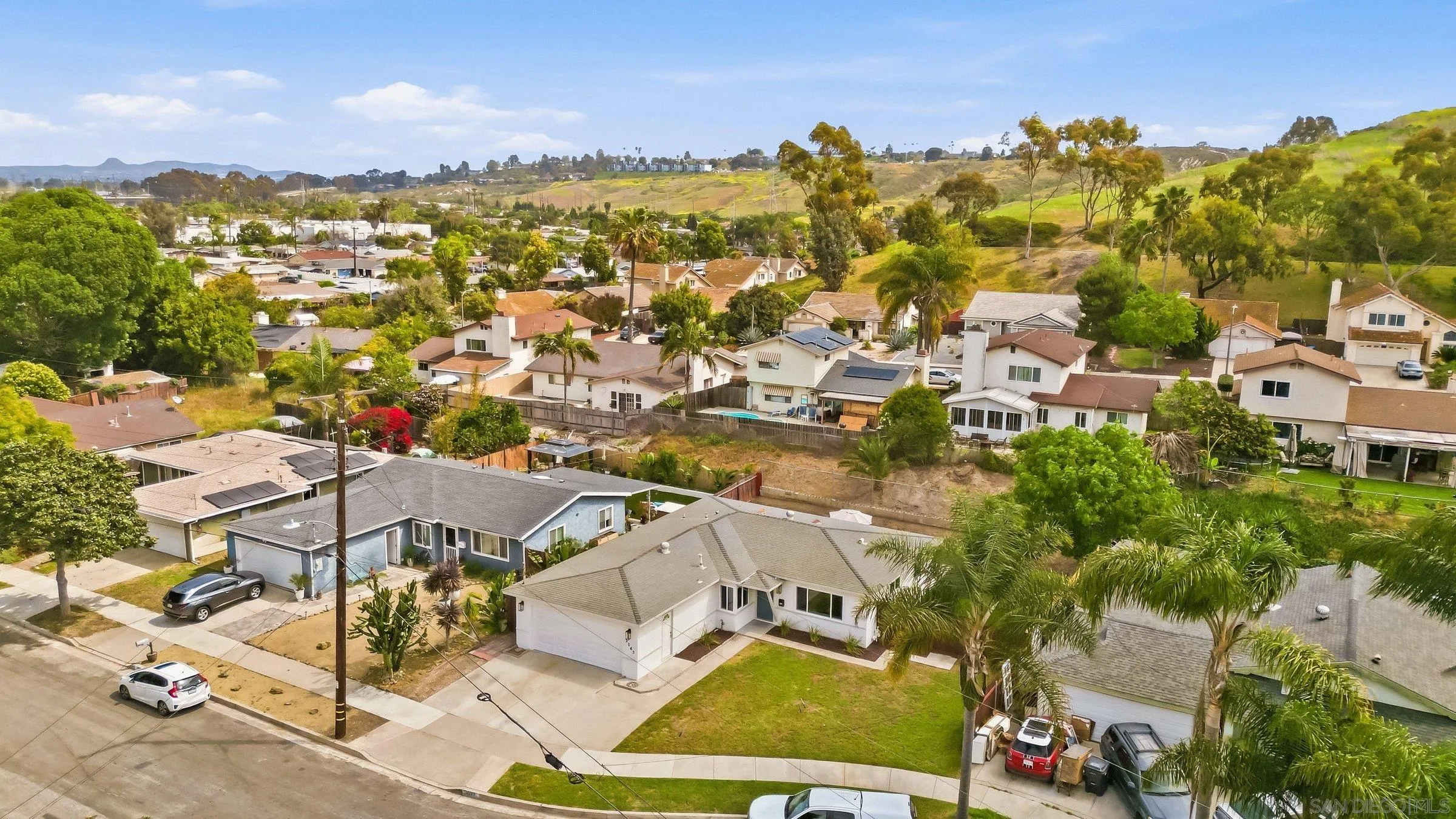 https://cdn.realtyfeed.com/cdn/127/260007766/6ca556172e8dd5162bdbb258ce3538c3.webp