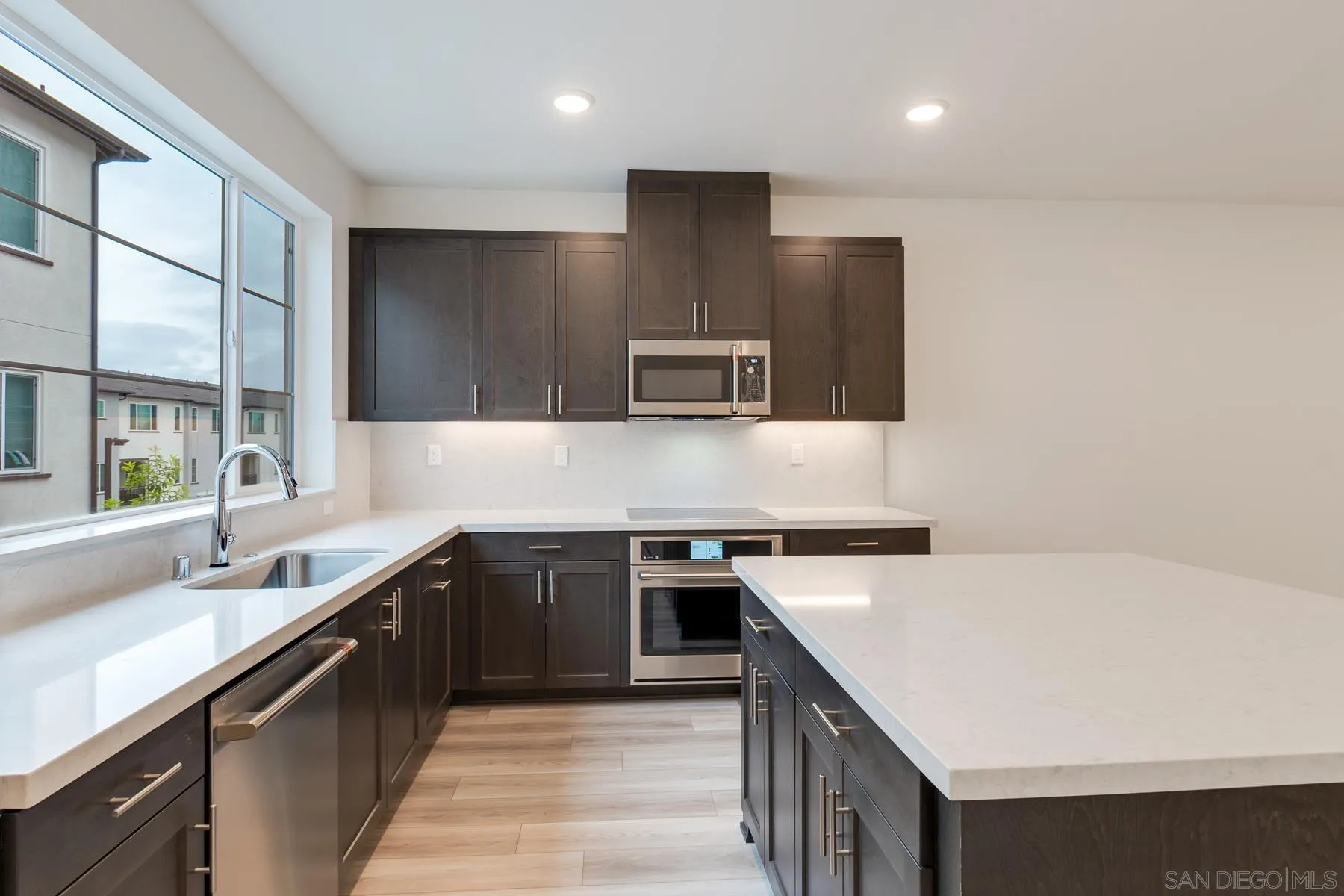 Photo #12: 260007775 Listing: Photo #12