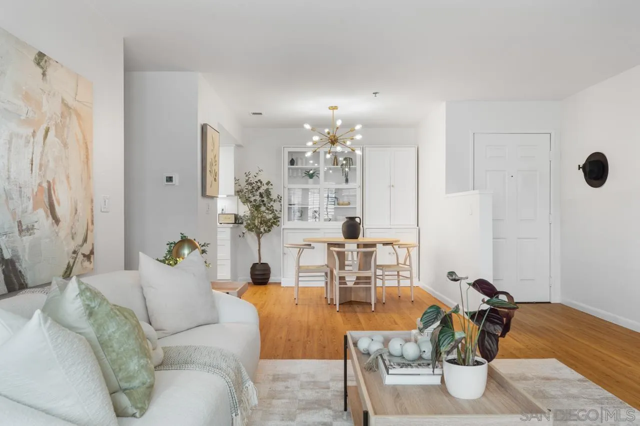 https://cdn.realtyfeed.com/cdn/127/260007777/66ab1afc0c835e285bc751504b481531.webp
