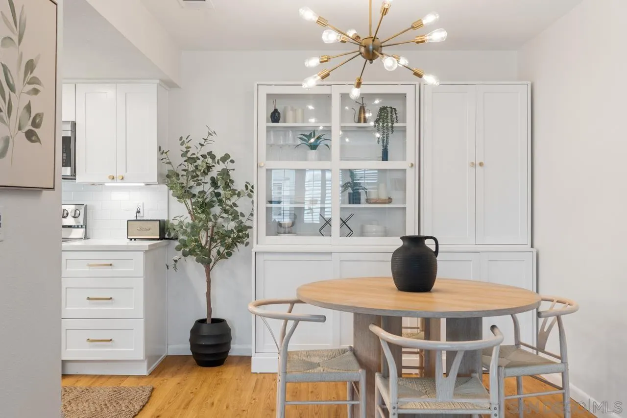 https://cdn.realtyfeed.com/cdn/127/260007777/d6e467de63278d582fadb8c617bbd4d0.webp