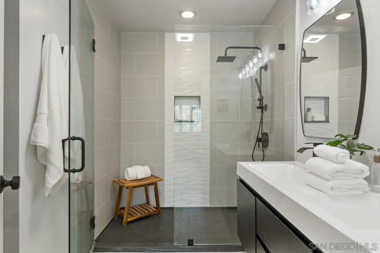 https://cdn.realtyfeed.com/cdn/127/260007777/ef5d01ce25eb73bf23b837f4fea06ea7.webp