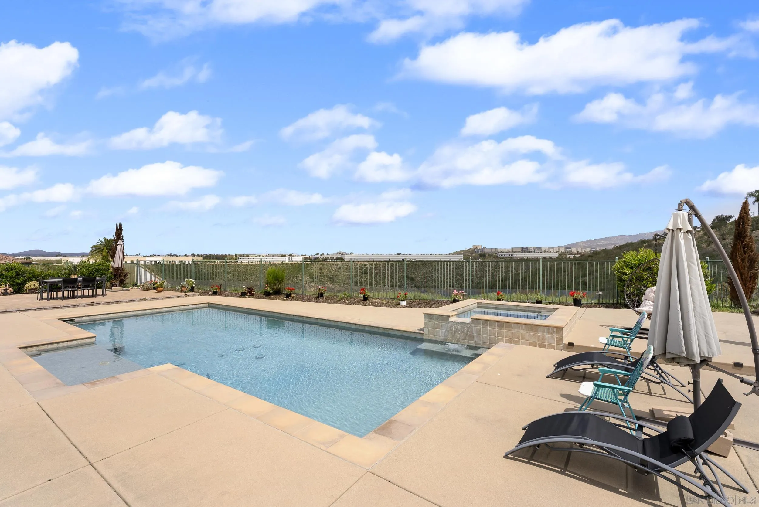 https://cdn.realtyfeed.com/cdn/127/260007781/1a353f9fa3a5d40d8be136518a29a961.webp