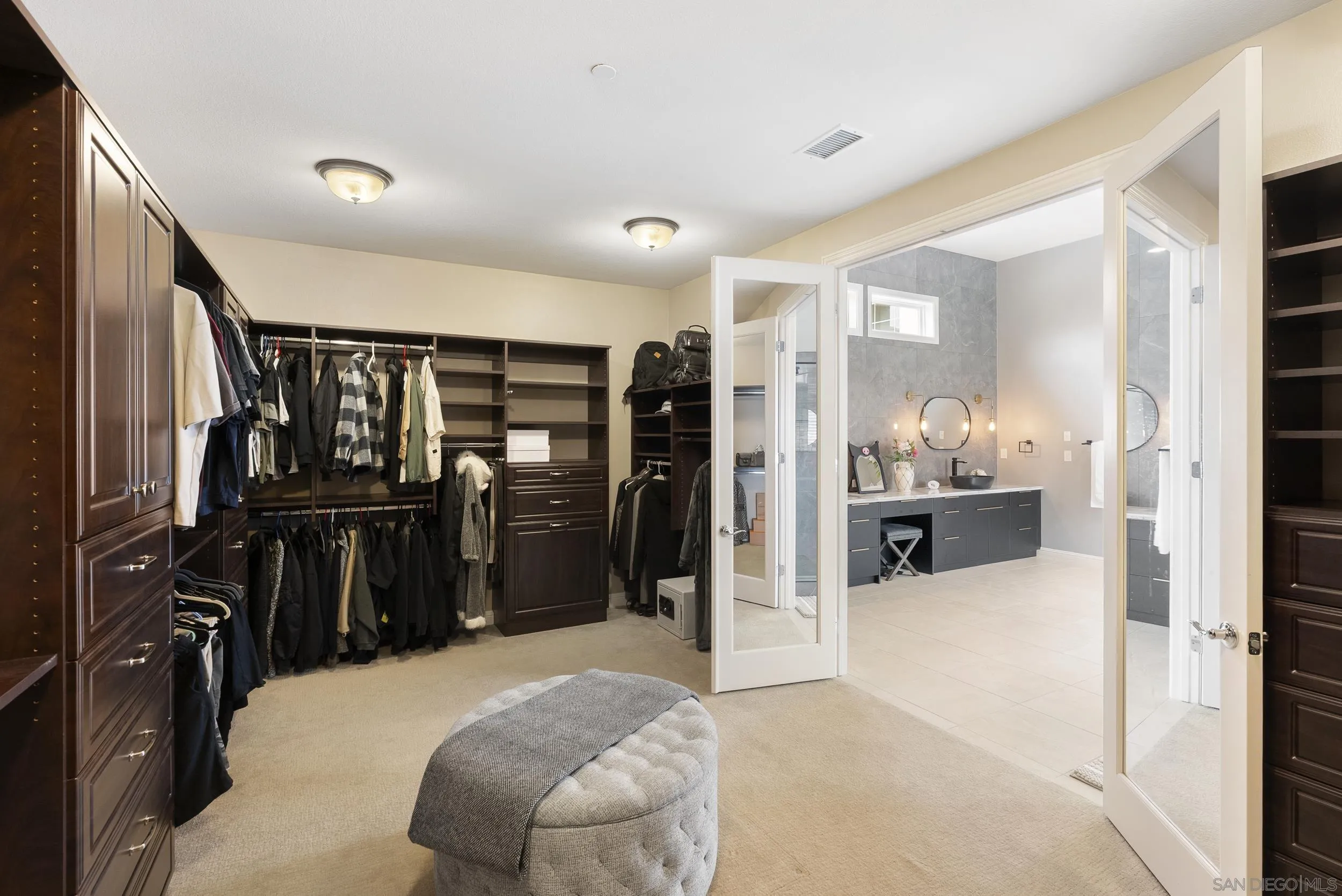 https://cdn.realtyfeed.com/cdn/127/260007781/7a5220890abfe87ac703793066d88d8b.webp