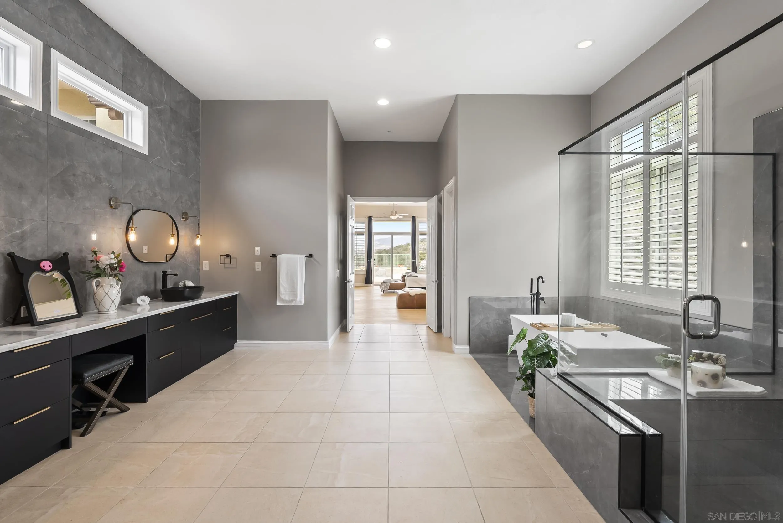 https://cdn.realtyfeed.com/cdn/127/260007781/8abf36147a7e5674a09e9b3b242be340.webp