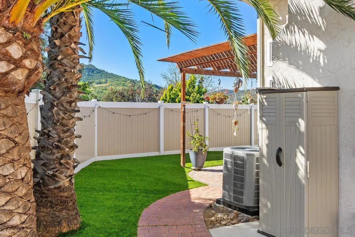 https://cdn.realtyfeed.com/cdn/127/260007782/ee0cd0081624bf8855d275c3c213b753.webp