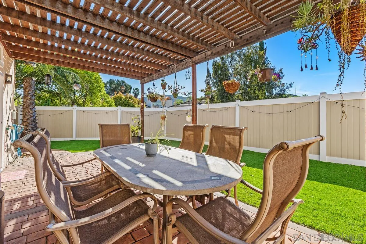 https://cdn.realtyfeed.com/cdn/127/260007782/f728fb1658b999ce99ed20beb6726535.webp
