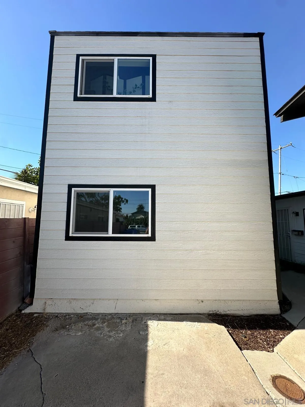 San Diego, CA 92116