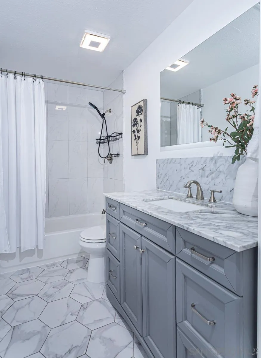 https://cdn.realtyfeed.com/cdn/127/260007790/51e0a7d28ca655b8ede9401dd16d06e8.webp