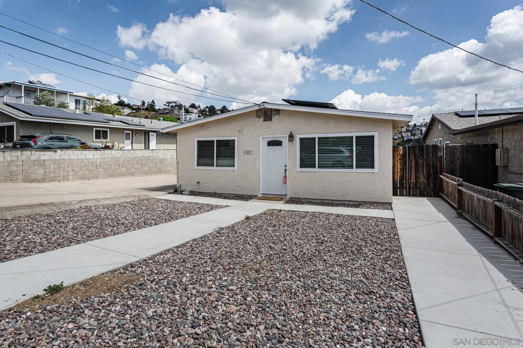https://cdn.realtyfeed.com/cdn/127/260007790/696e5c15c01c8cf037a49b0712c47356.webp