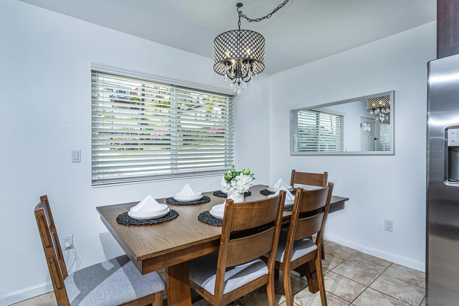 https://cdn.realtyfeed.com/cdn/127/260007790/7464ce243c60f5ccfc1cbe9a880a3a8e.webp