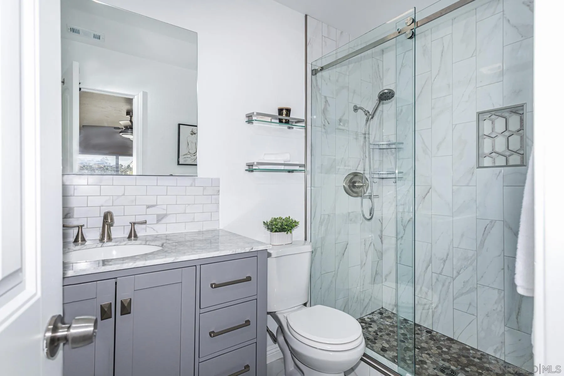 https://cdn.realtyfeed.com/cdn/127/260007790/96593589ebbf2e2841c79ecba564a51b.webp