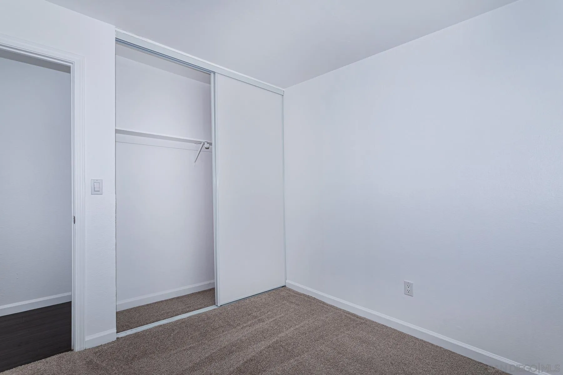 https://cdn.realtyfeed.com/cdn/127/260007790/f7708344028c361ffed360abf2c66f7d.webp
