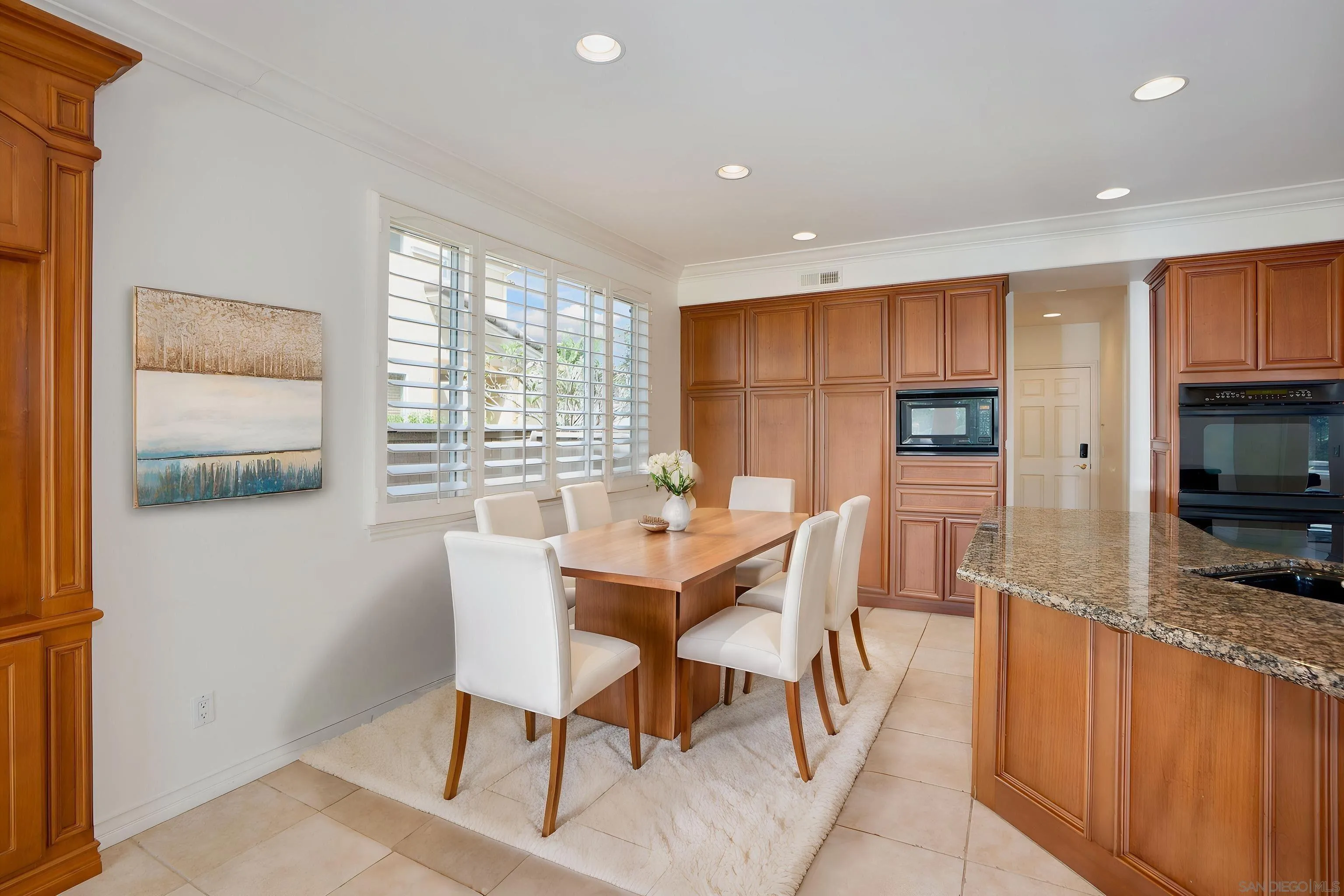 https://cdn.realtyfeed.com/cdn/127/260007795/222afce868881fd6279305b883f70508.webp