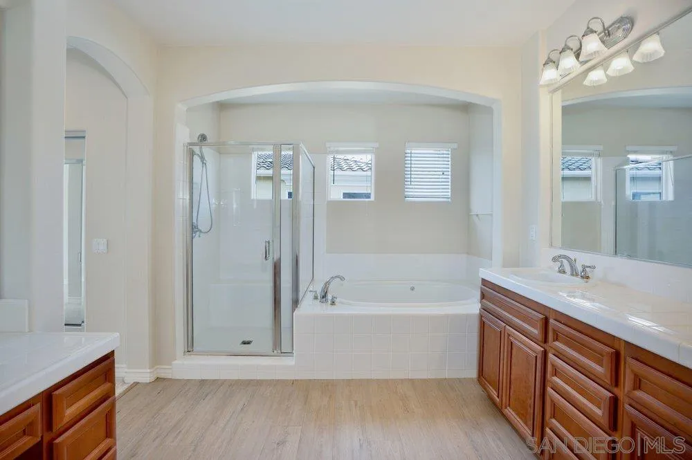 https://cdn.realtyfeed.com/cdn/127/260007795/23029c7695e0fca5817b54ddfcc679ce.webp