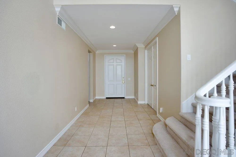 https://cdn.realtyfeed.com/cdn/127/260007795/70501dda6e8f0df30a7fc9a51bd766f8.webp