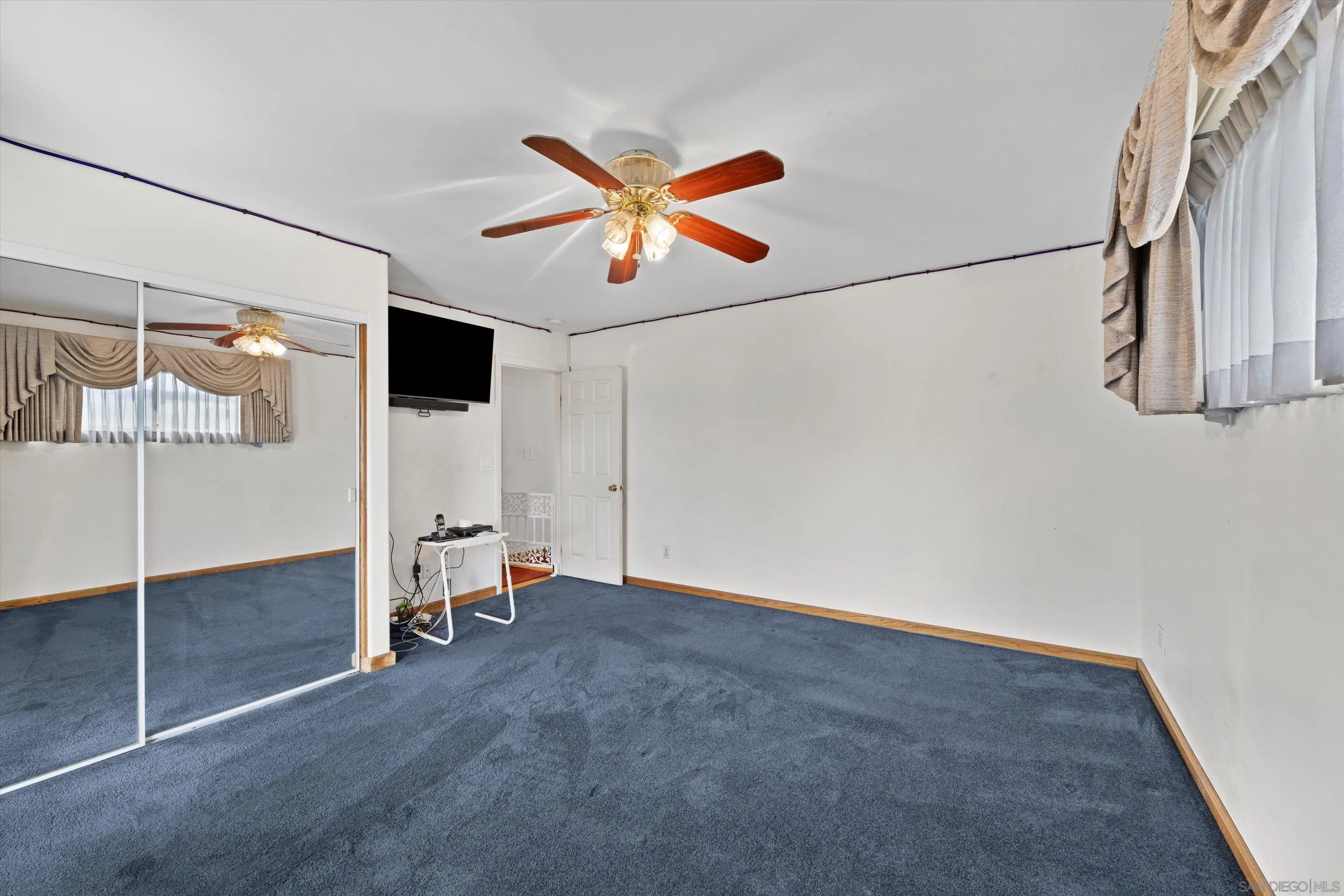 https://cdn.realtyfeed.com/cdn/127/260007796/5882167321529f2e2ae896d258174ac0.webp