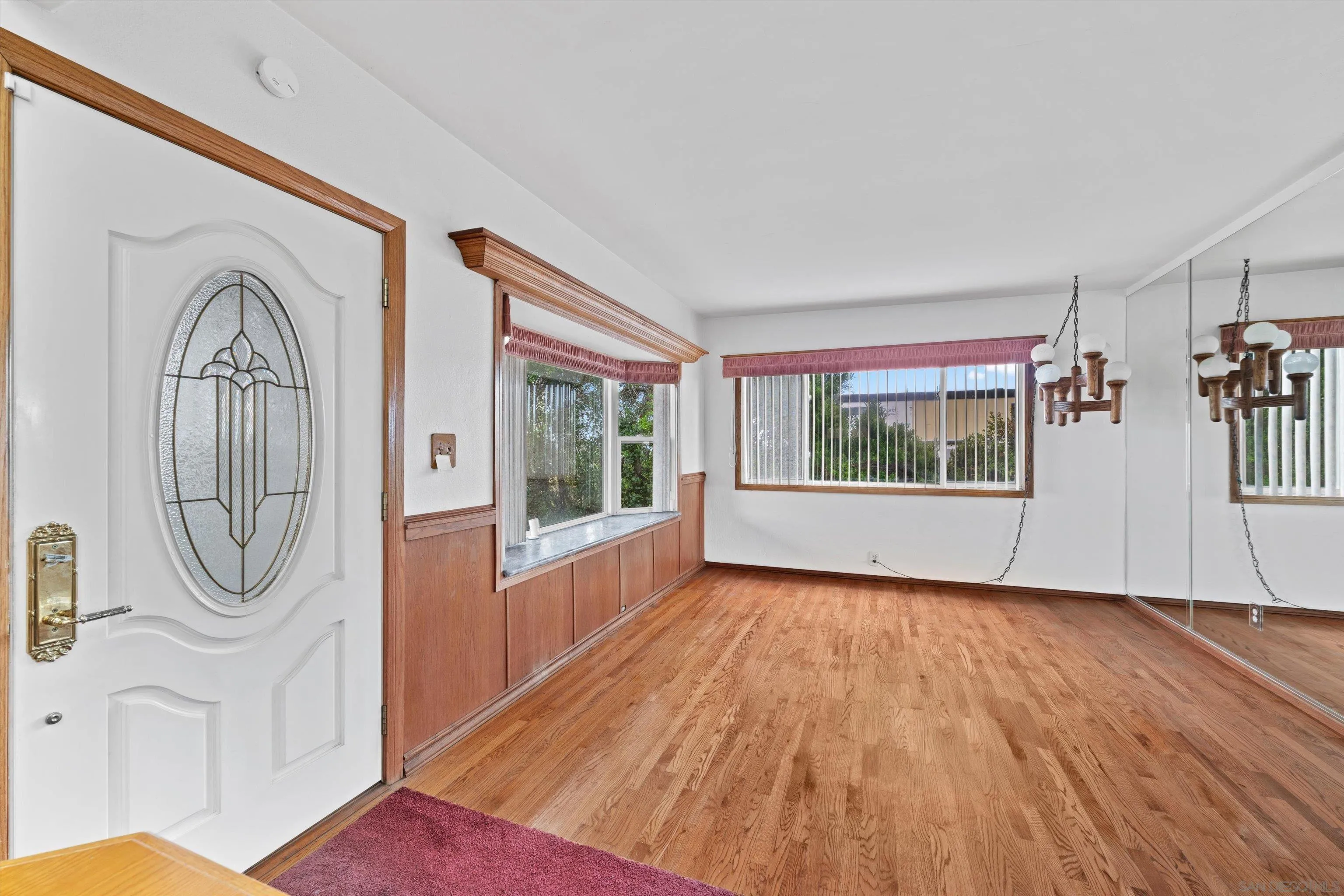 https://cdn.realtyfeed.com/cdn/127/260007796/b875668ba96ee0225d968c4b34ab84be.webp