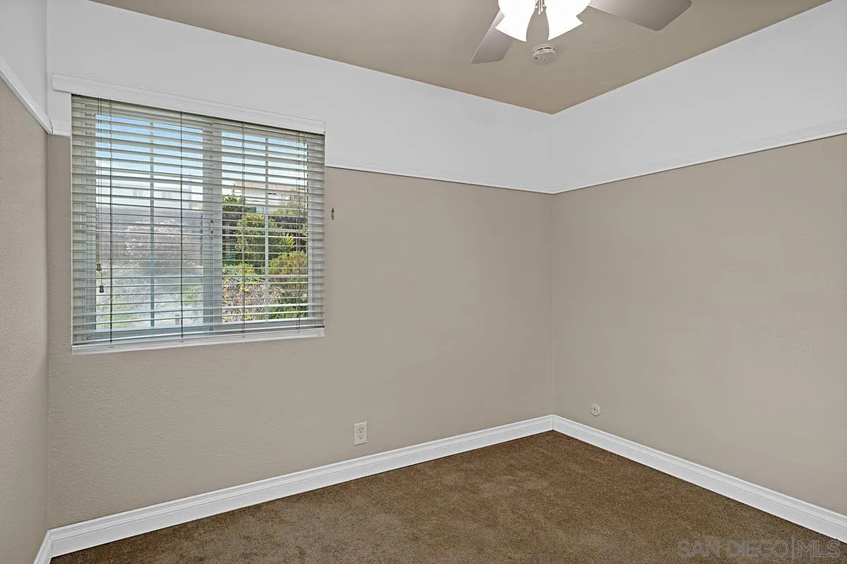 https://cdn.realtyfeed.com/cdn/127/260007798/13e4412b34e711af20a36ff55c7a8e7a.webp
