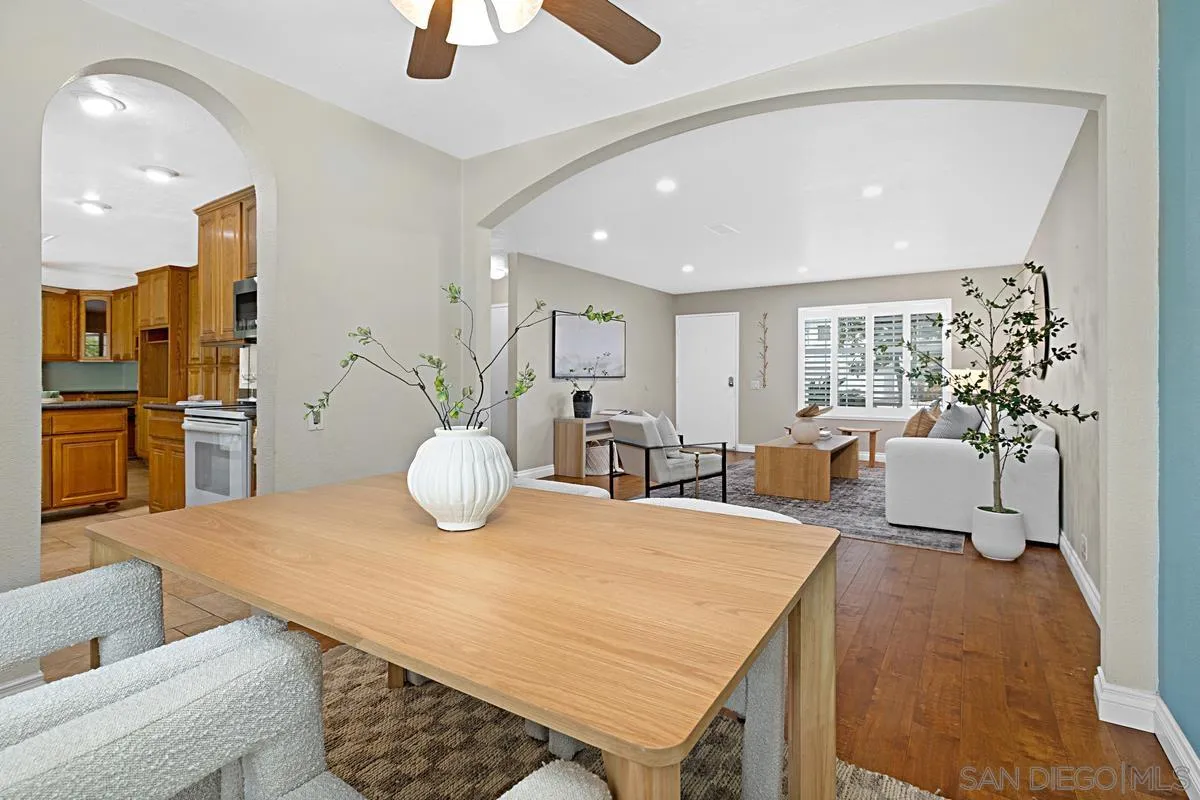 https://cdn.realtyfeed.com/cdn/127/260007798/cd74783073e8b45857875d390420642e.webp