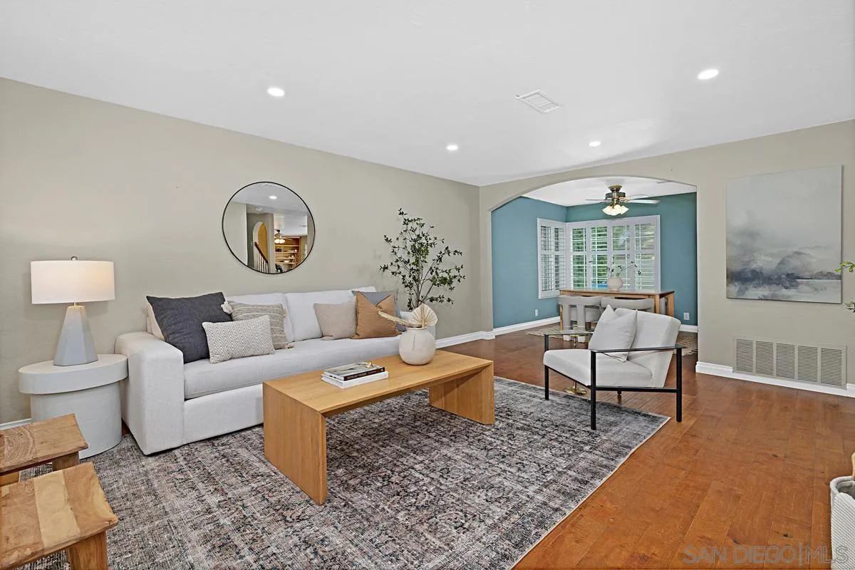 https://cdn.realtyfeed.com/cdn/127/260007798/f92977c9d488d726a1e75152cca86314.webp
