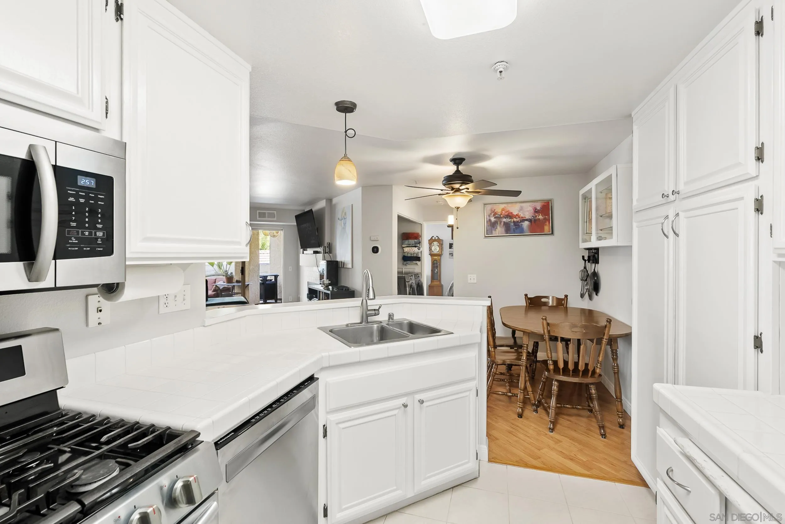 Photo #10: 260007805 Listing: Photo #10