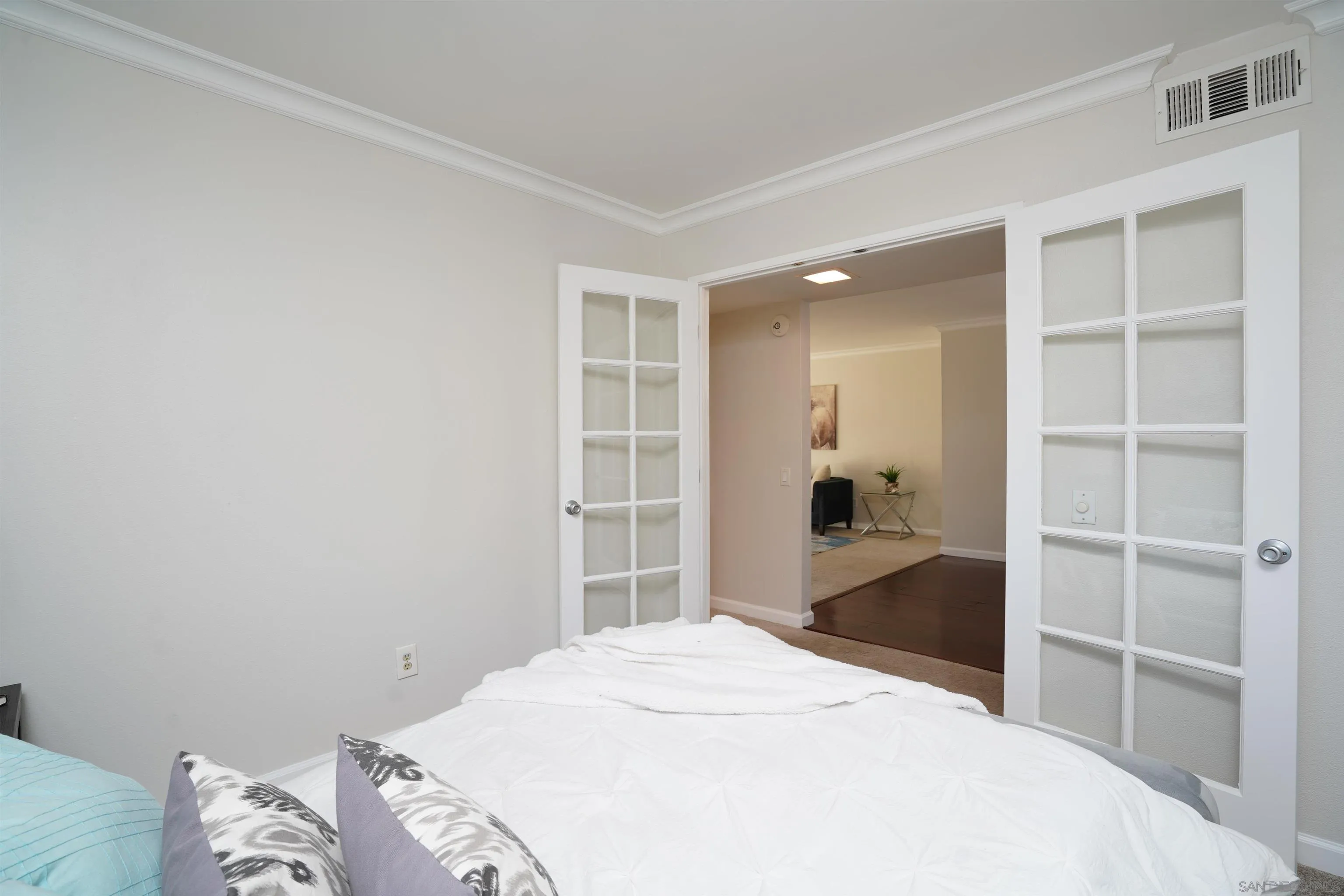 Photo #12: 260007808 Listing: Photo #12
