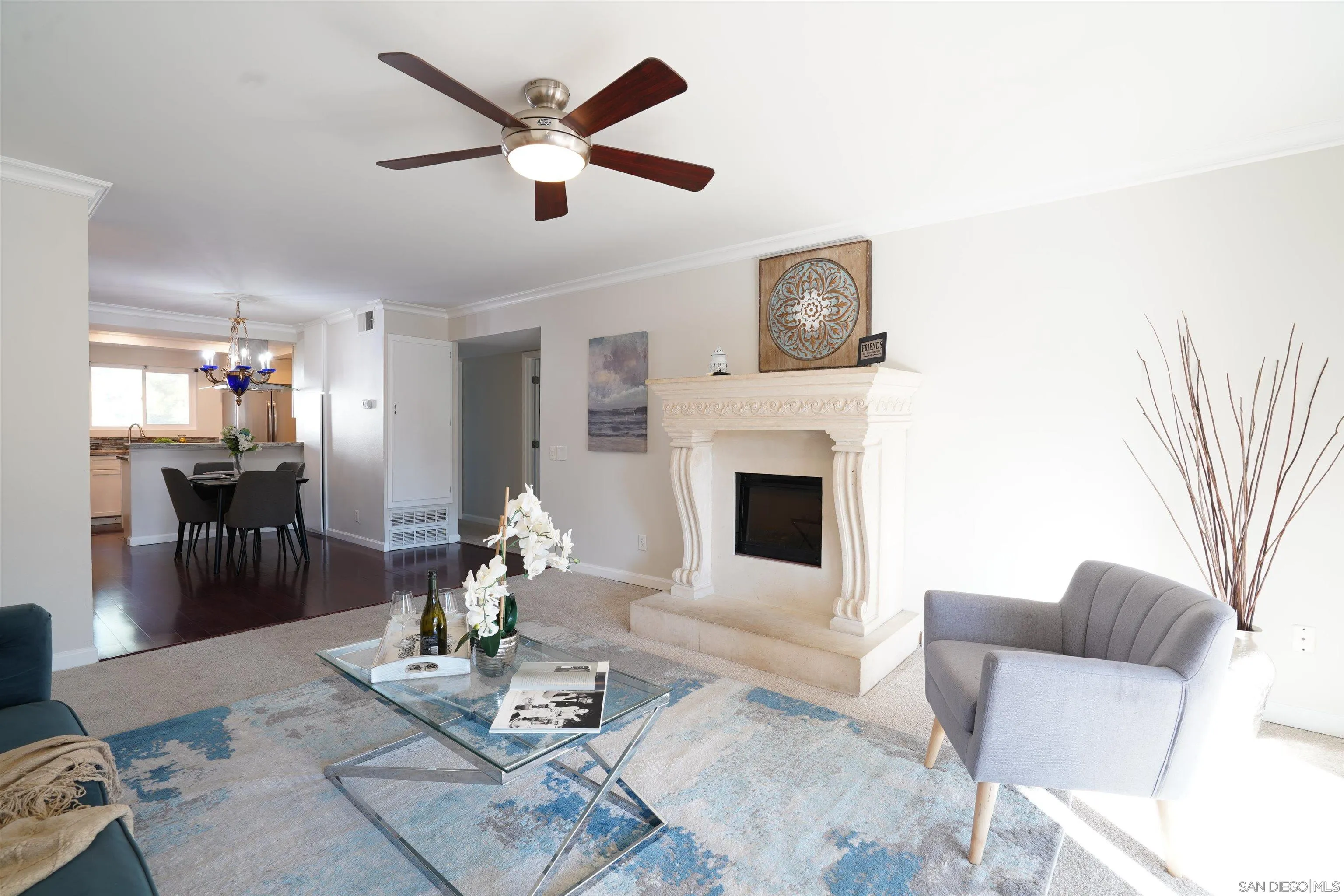 Photo #1: 260007808 Listing: Photo #1