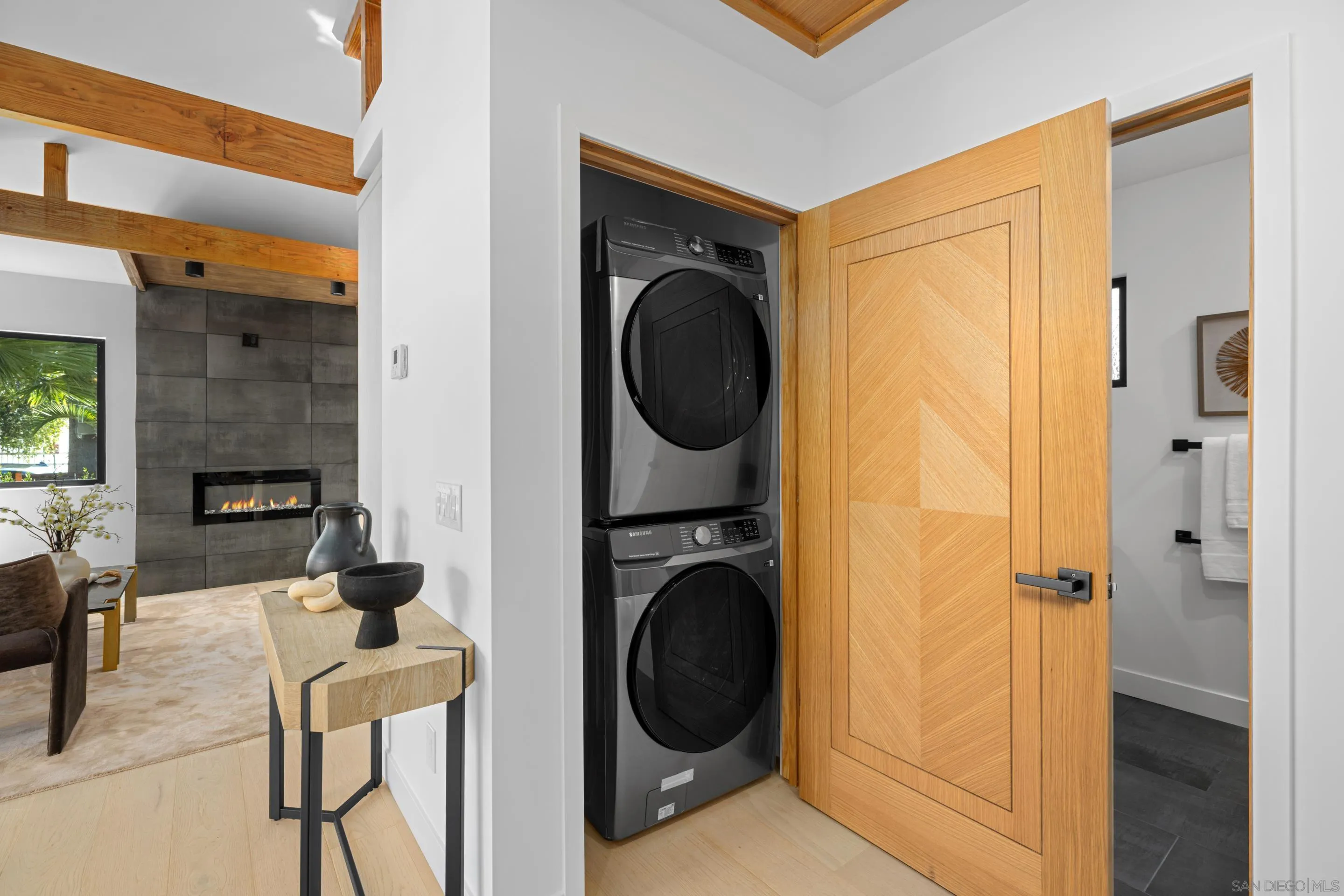 https://cdn.realtyfeed.com/cdn/127/260007810/4fbb011ba4a3aebc149f57183d151b00.webp