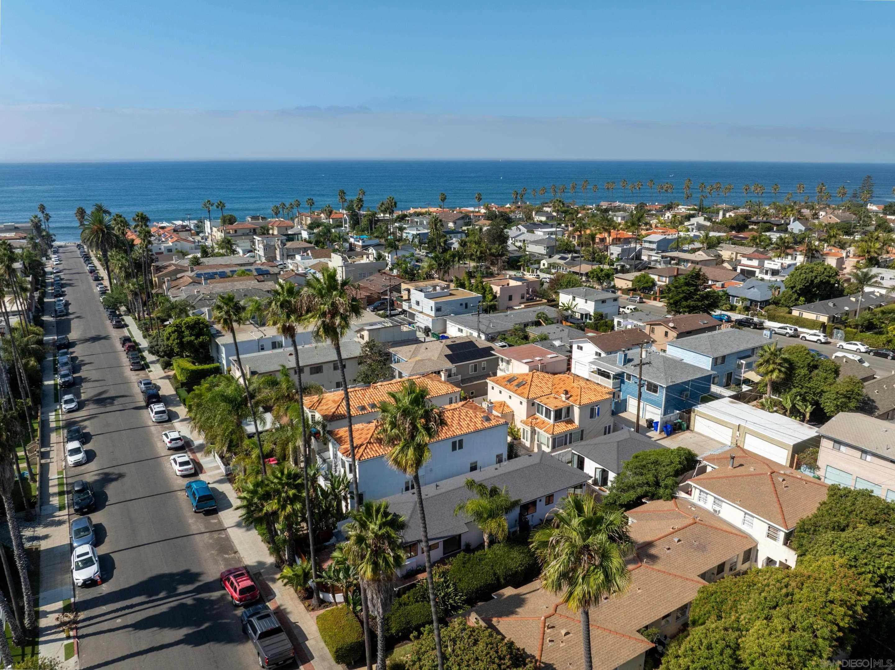 https://cdn.realtyfeed.com/cdn/127/260007810/da139f3851350644987cf6aade67d774.webp