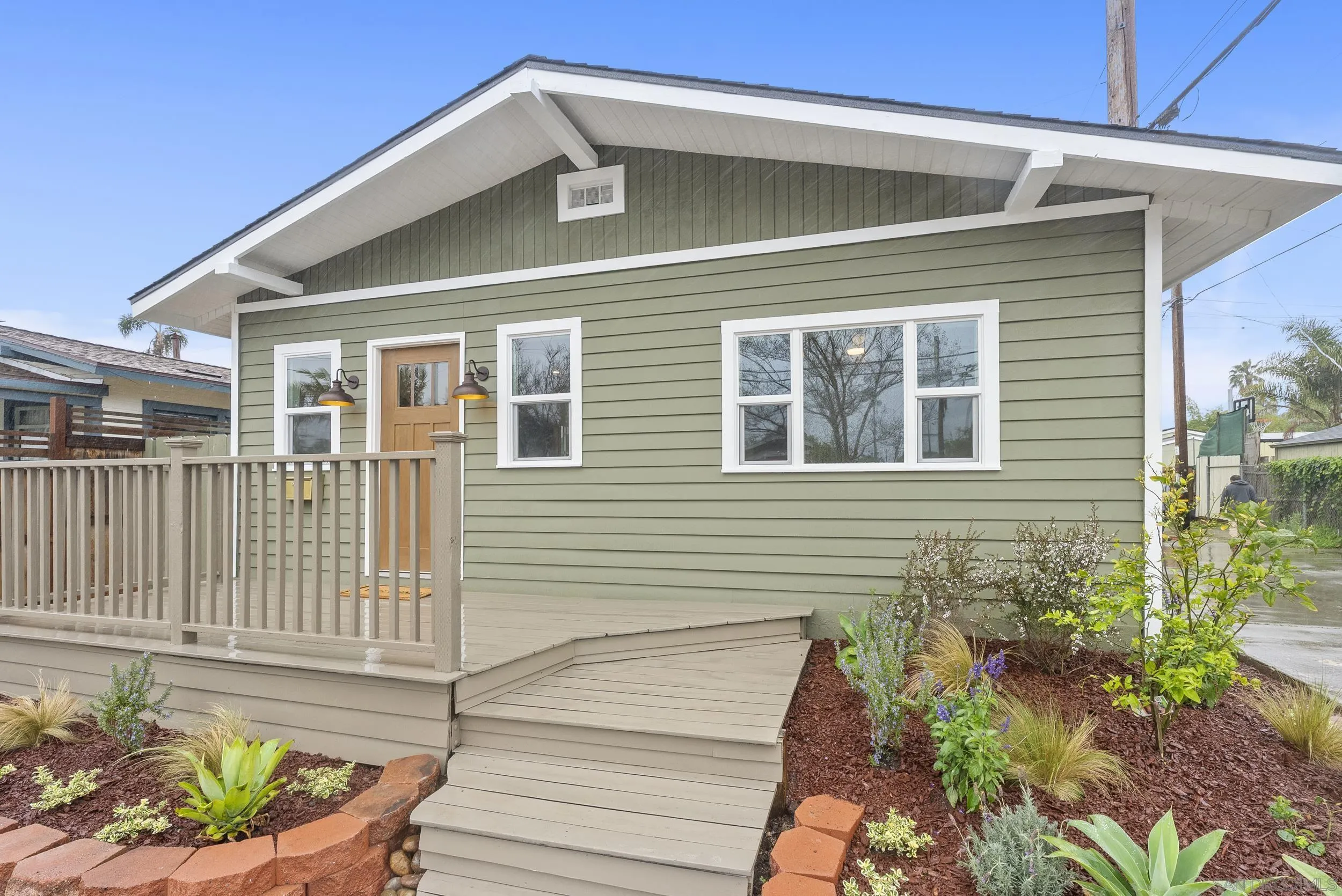 https://cdn.realtyfeed.com/cdn/127/260007816/a81ff836fc9048fef2d7be3065ce19d2.webp