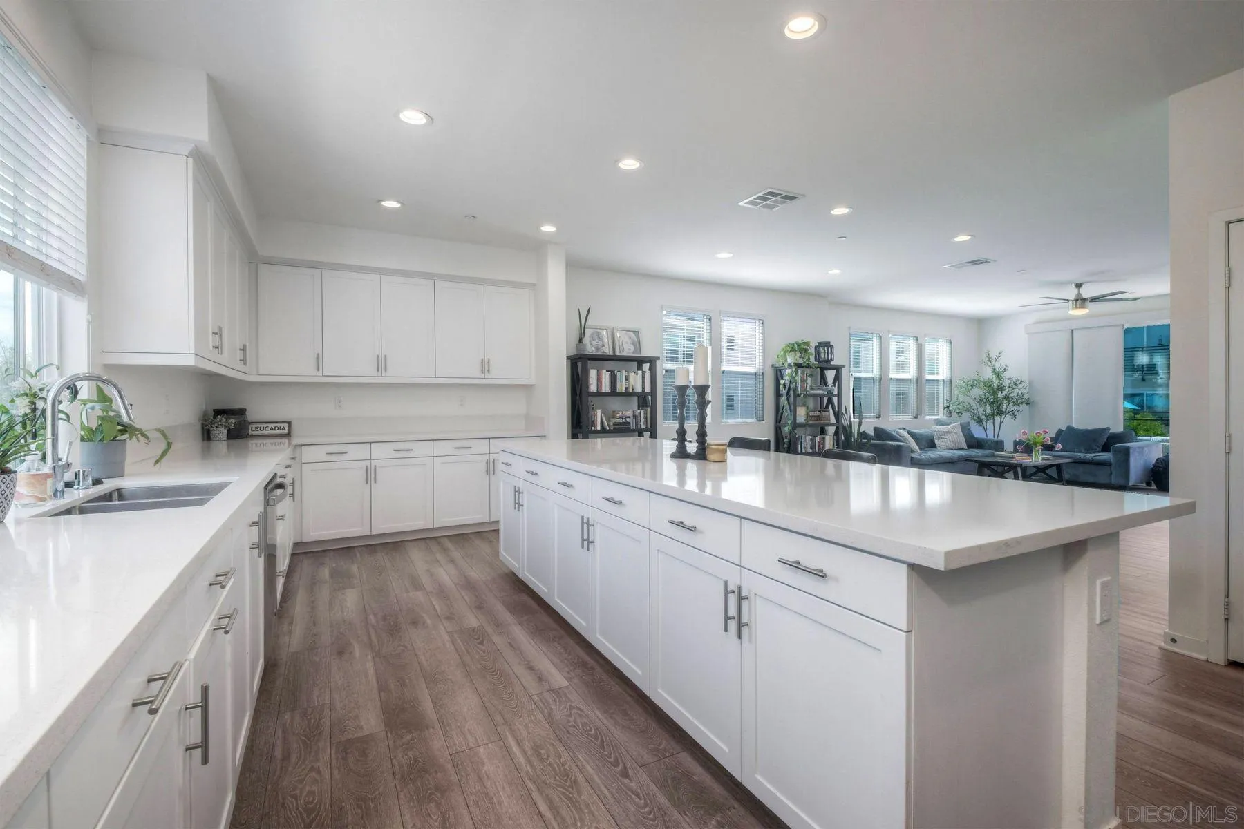 Photo #6: 260007819 Listing: Photo #6