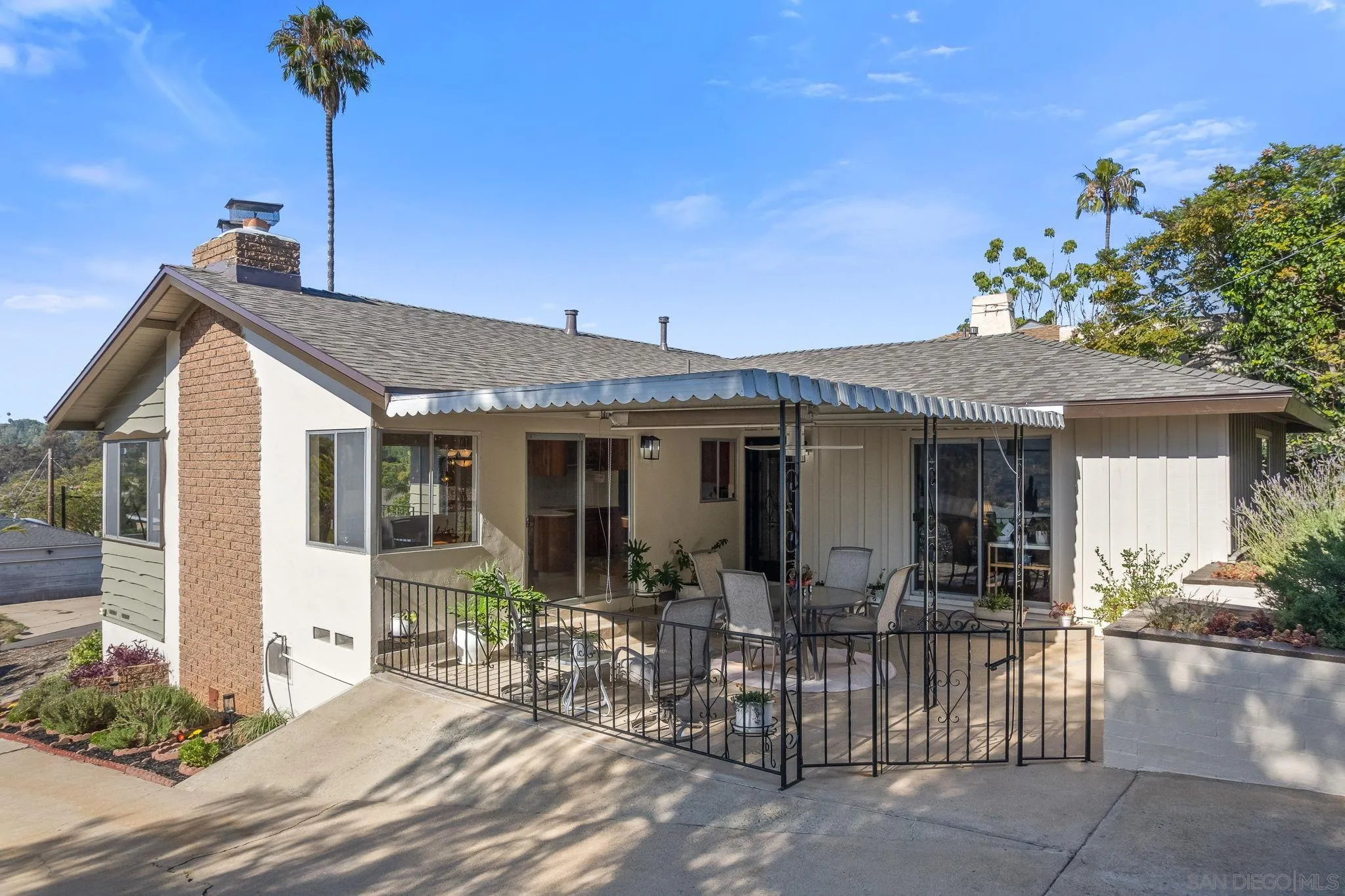 https://cdn.realtyfeed.com/cdn/127/260007824/04ad3b67b9ccdf51e2535a5a4a973785.webp