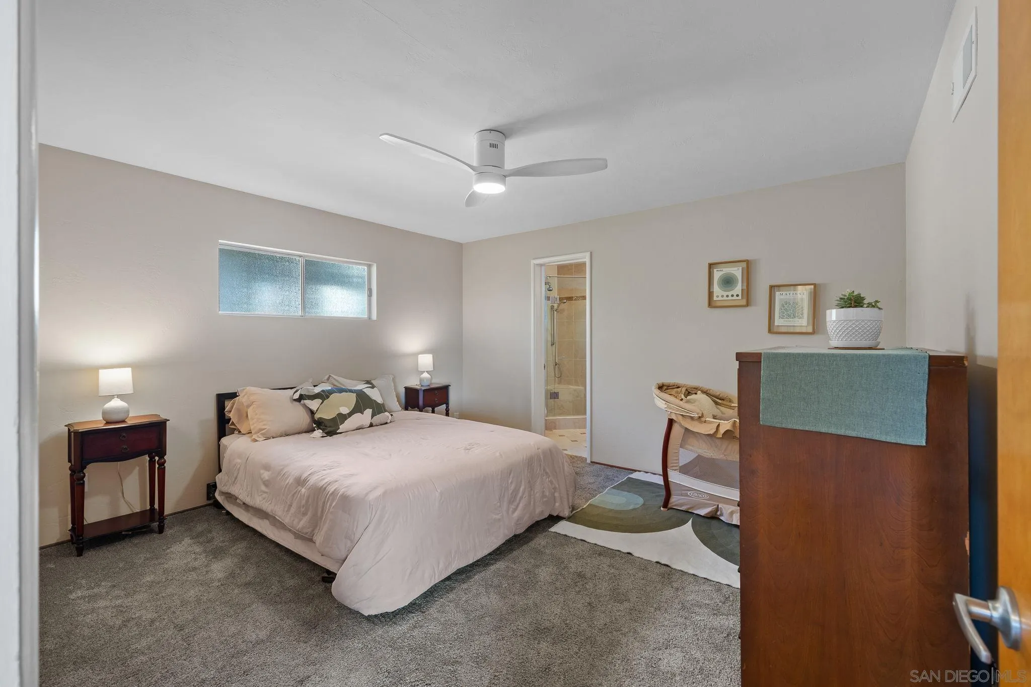 https://cdn.realtyfeed.com/cdn/127/260007824/44d2ab920db30e6a3446caf40953d8d4.webp