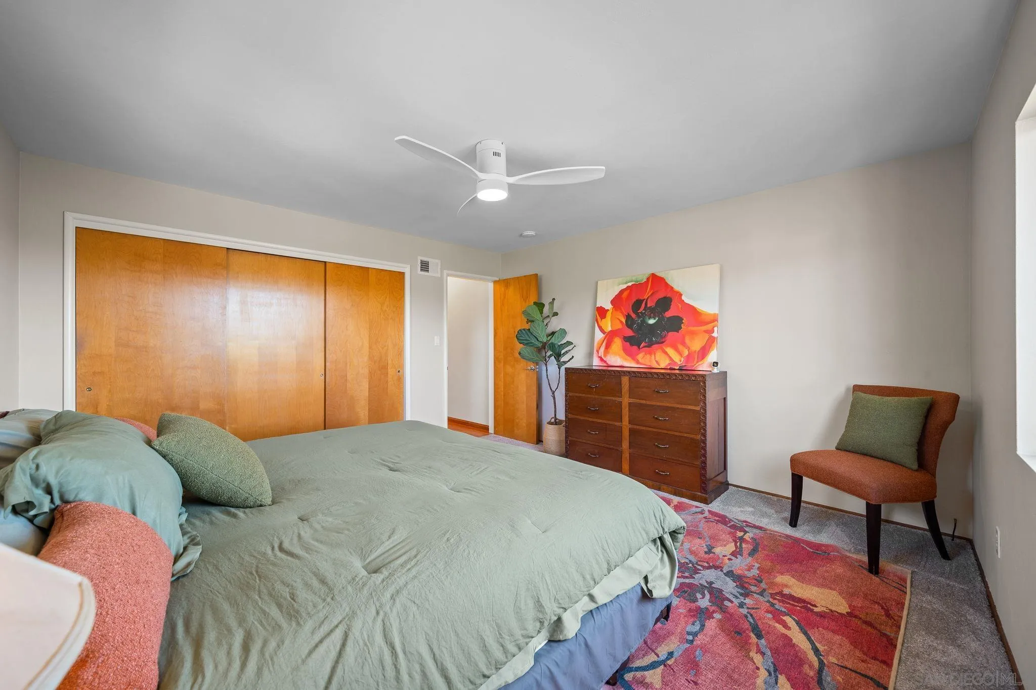 https://cdn.realtyfeed.com/cdn/127/260007824/da17bf9cbf00bdab42a2f86f79068d09.webp