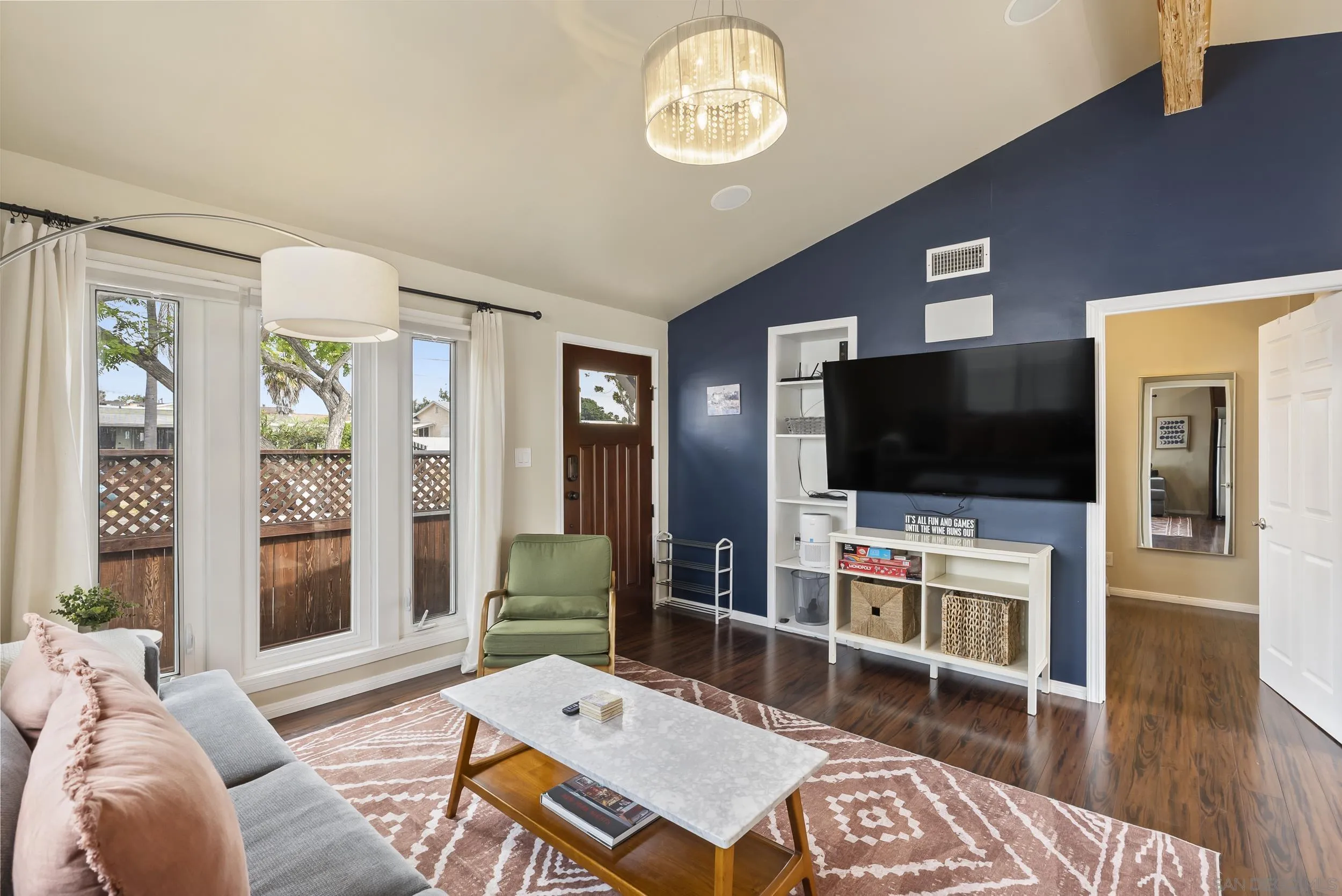 https://cdn.realtyfeed.com/cdn/127/260007825/17a997f4a1515775ae39ef80cb26bc77.webp